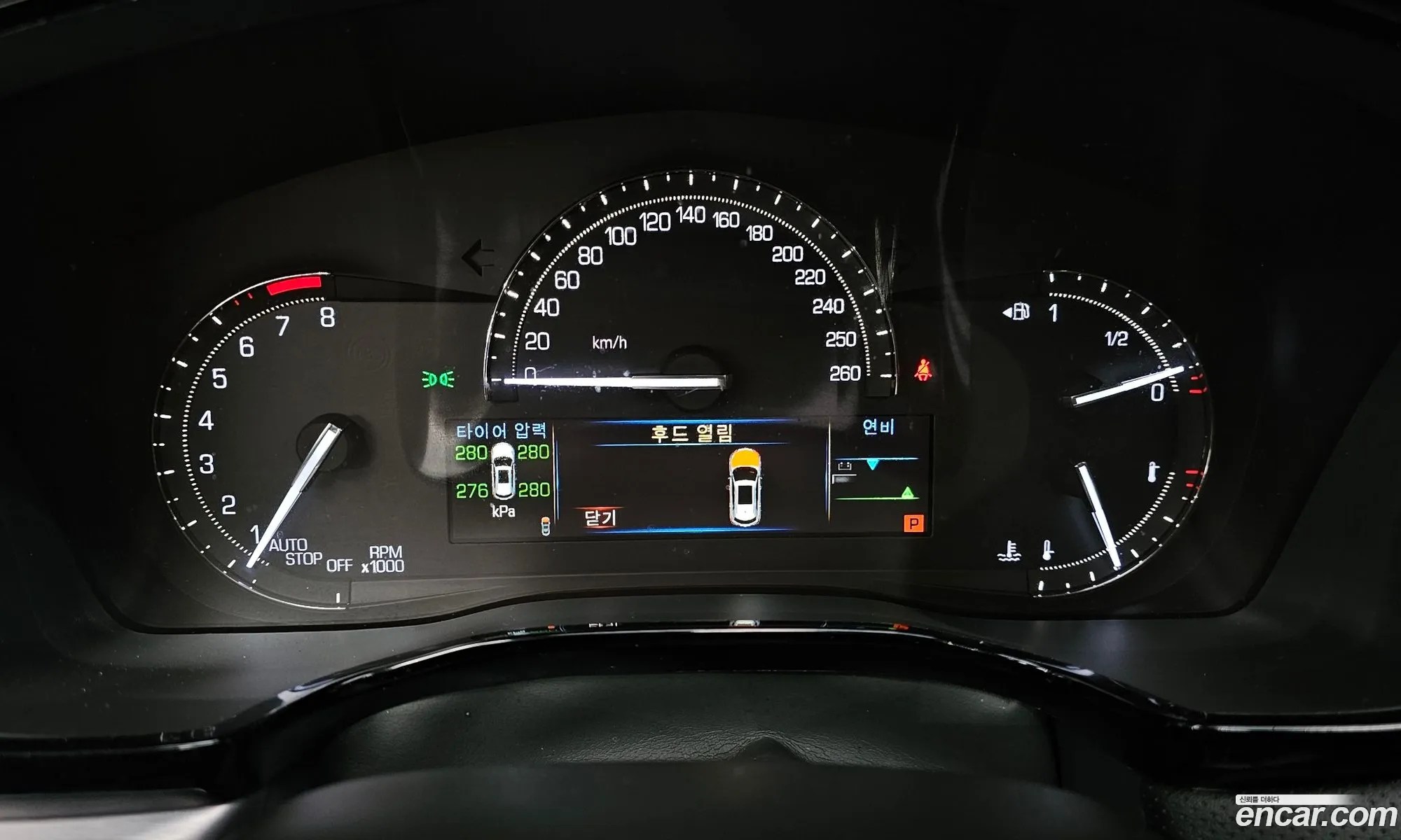 Cadillac XT5 2018 1GYFN9RS2JZ131006 — 8