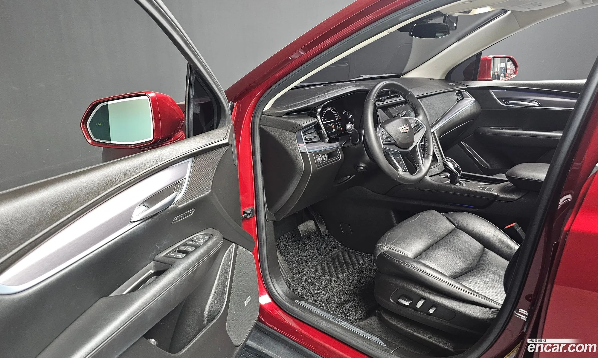 Cadillac XT5 2018 1GYFN9RS2JZ131006 — 19