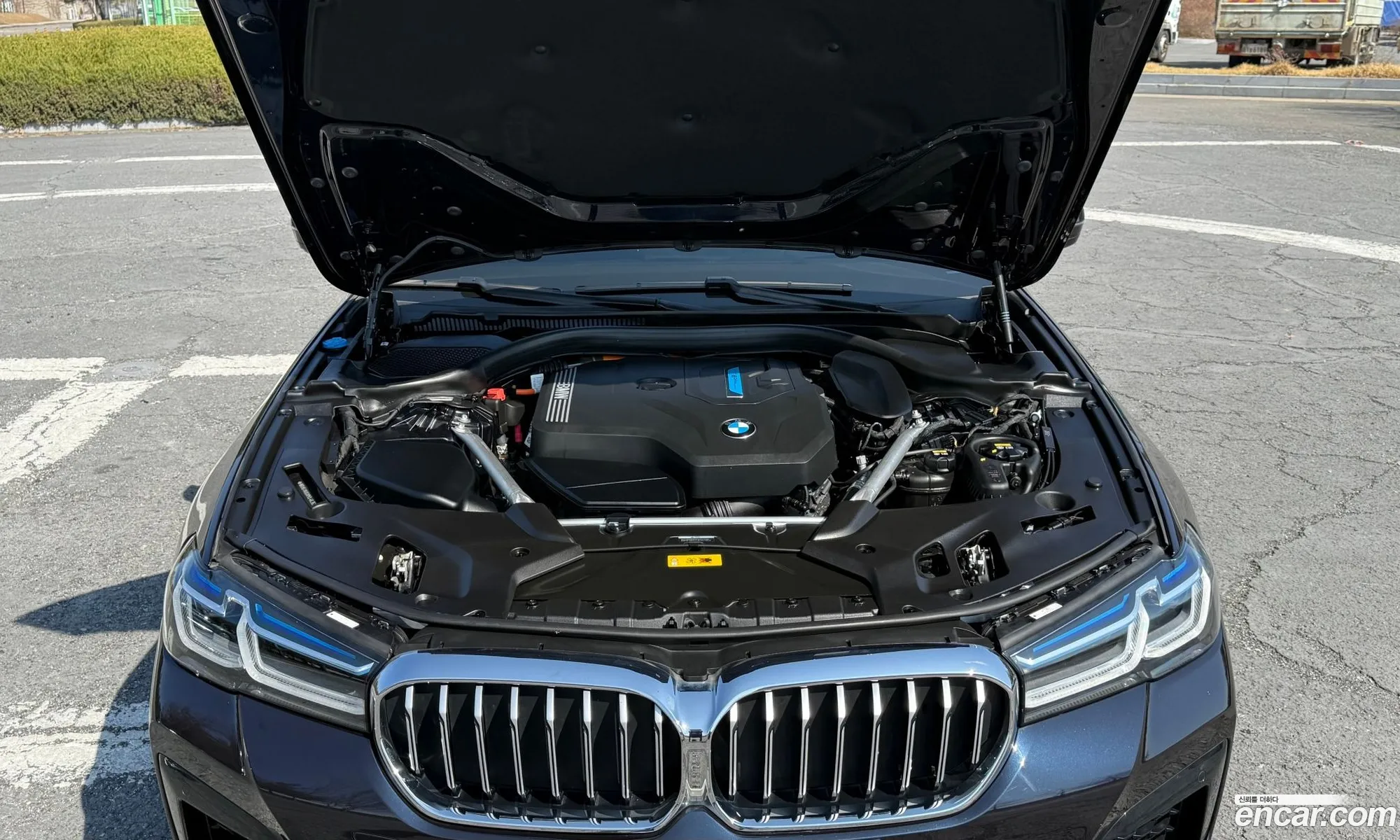 BMW 5 Series 2022 — 18