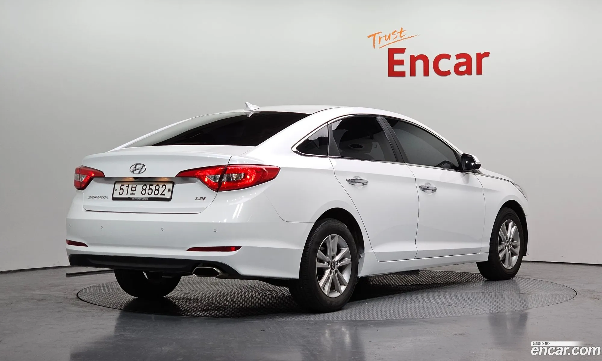 Hyundai LF Sonata 2015 — 8