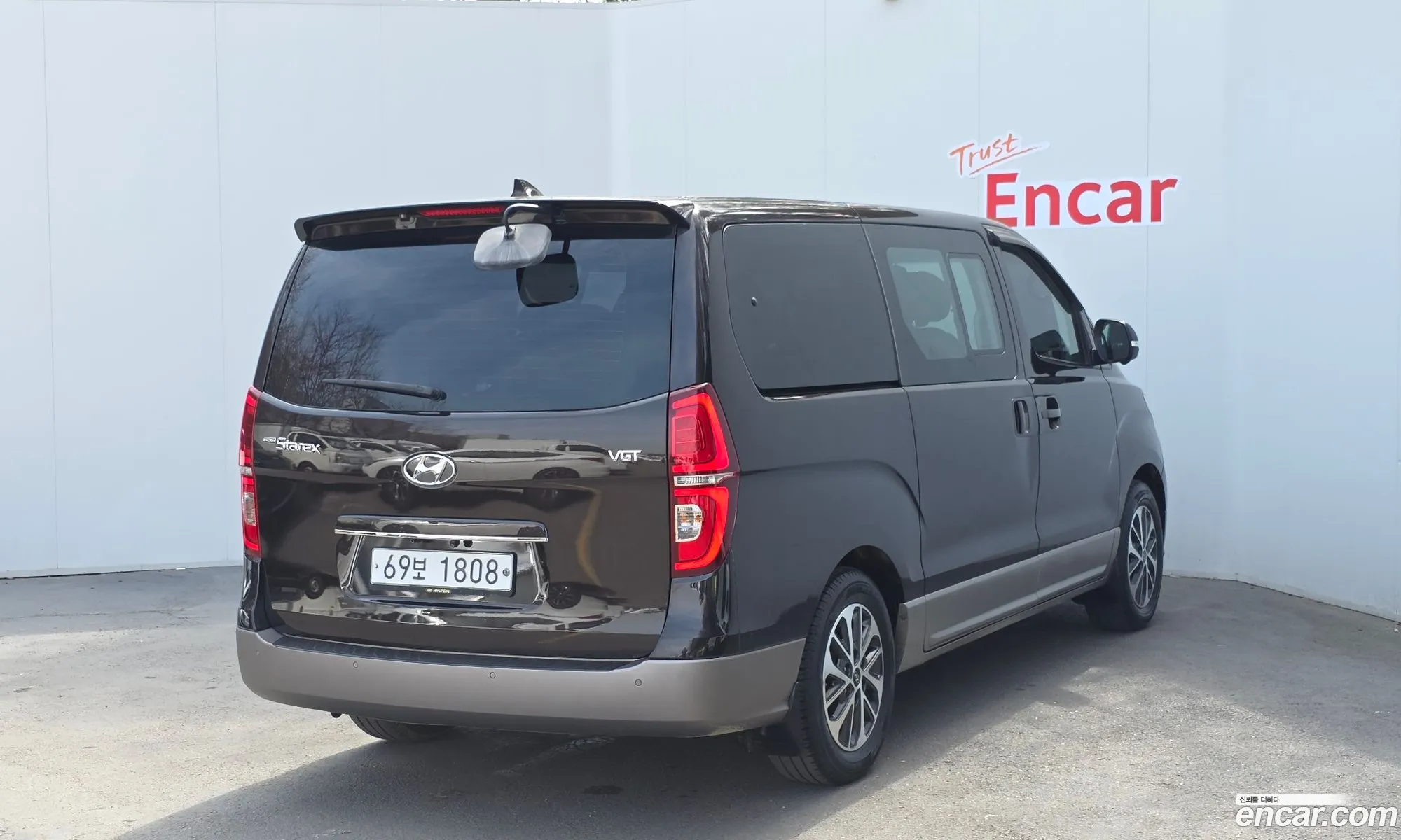 Hyundai Grand Starex 2018 — 19
