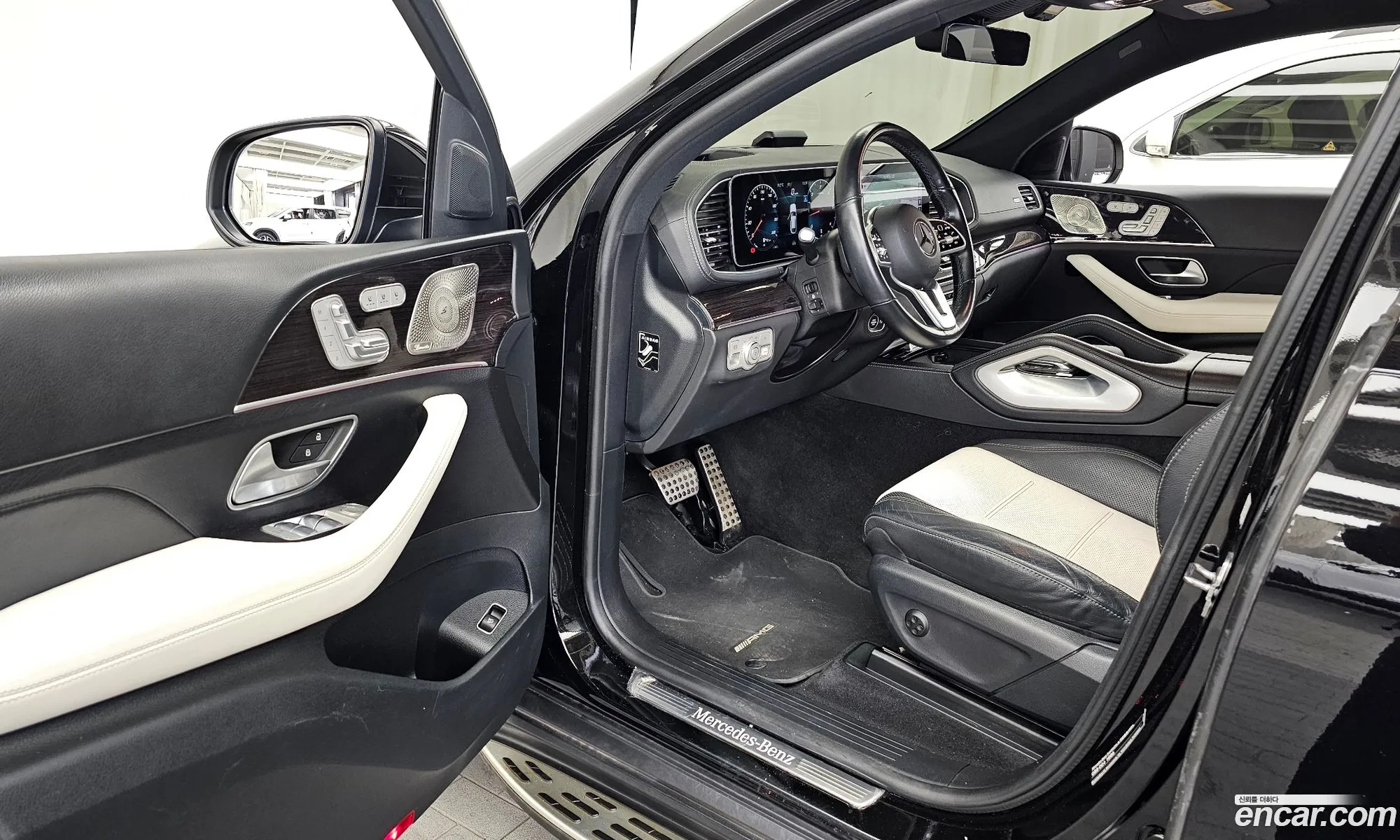 Mercedes-Benz GLE-Class W167 2023 — 16