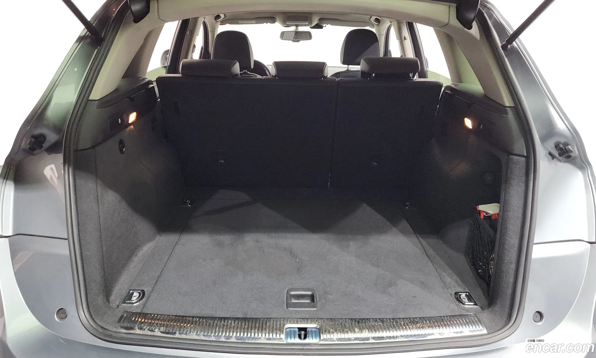 Audi Q5 2012 WAUZZZ8R111111111 — 11