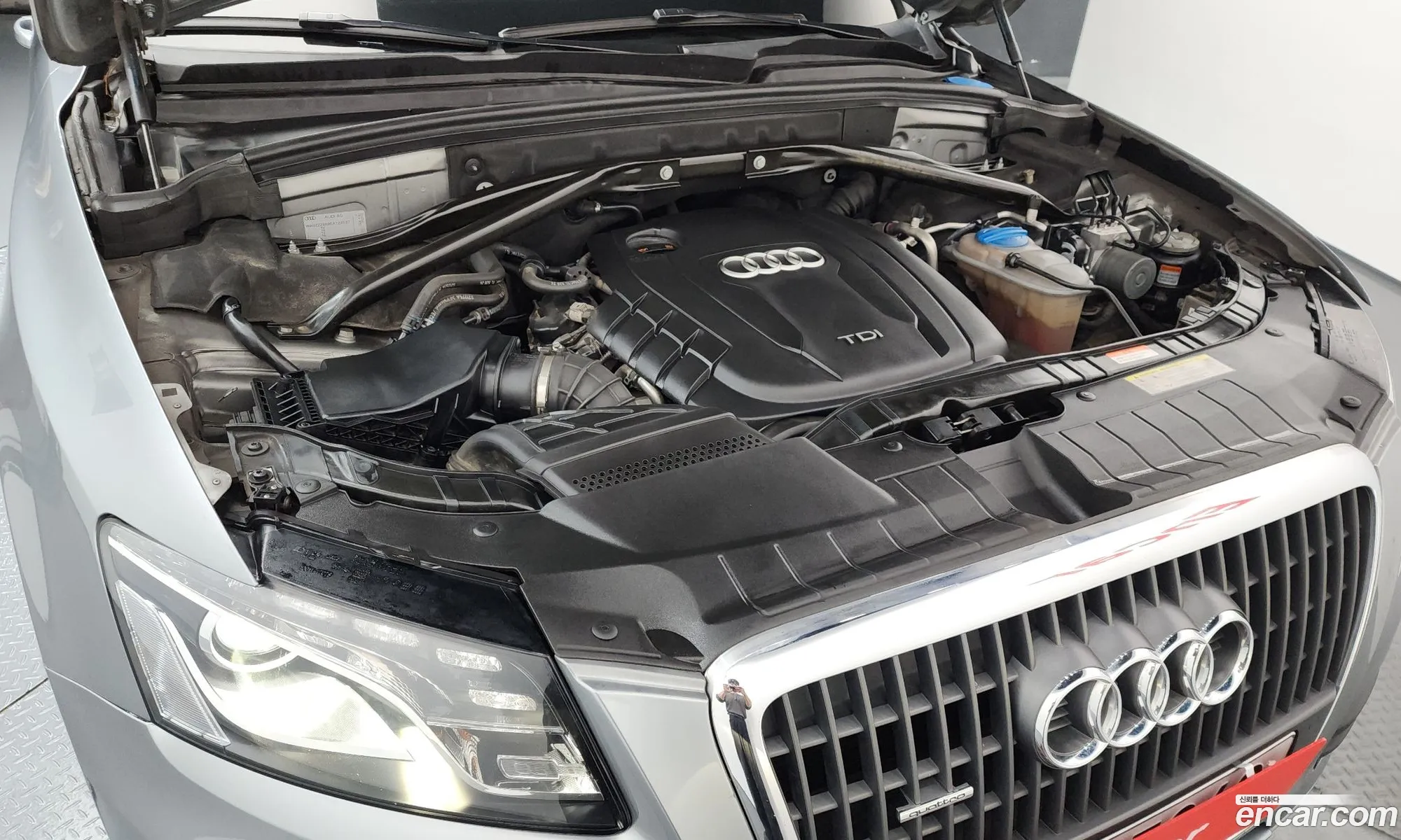 Audi Q5 2012 WAUZZZ8R111111111 — 3