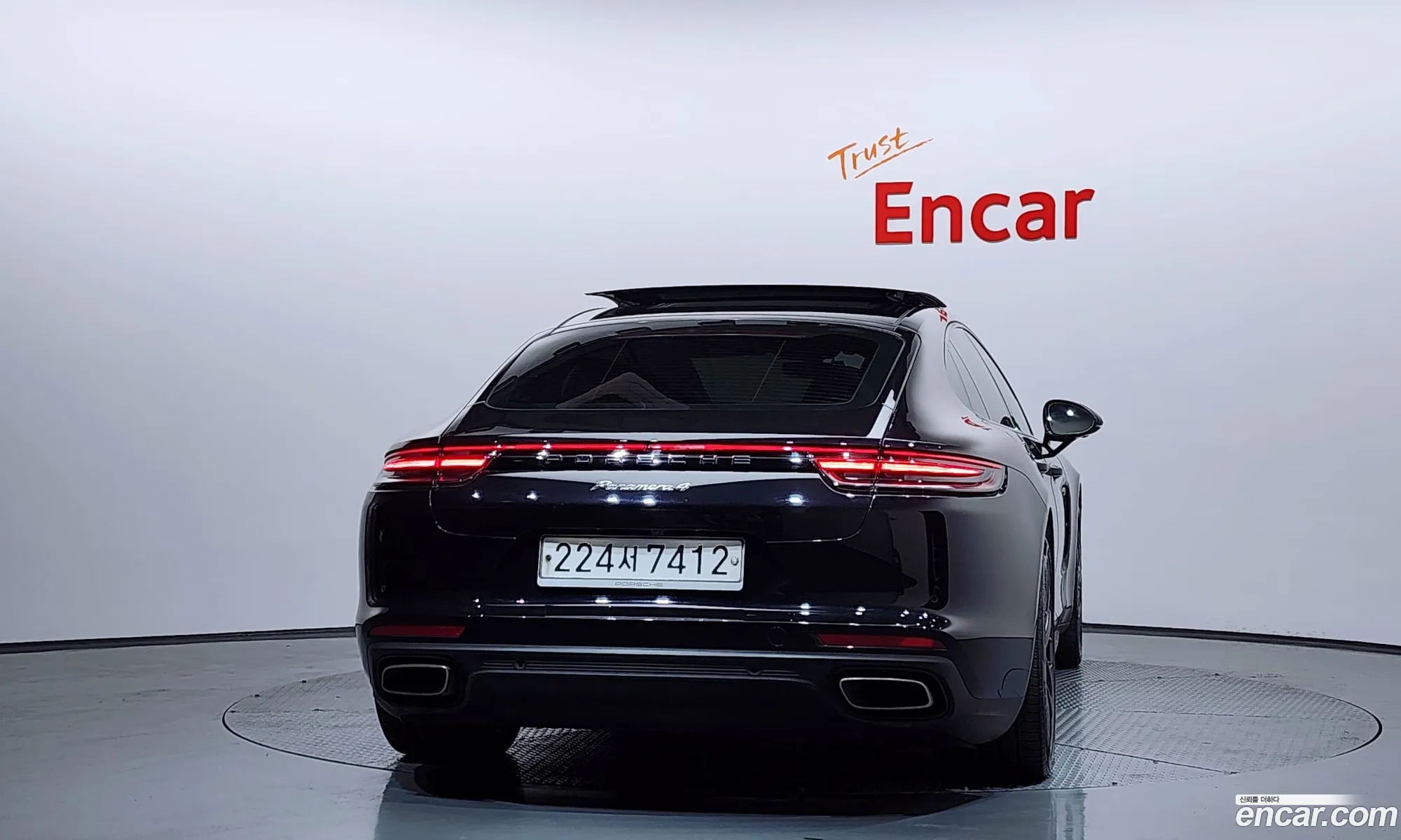 Porsche Panamera 2019 11111111111111111 — 20