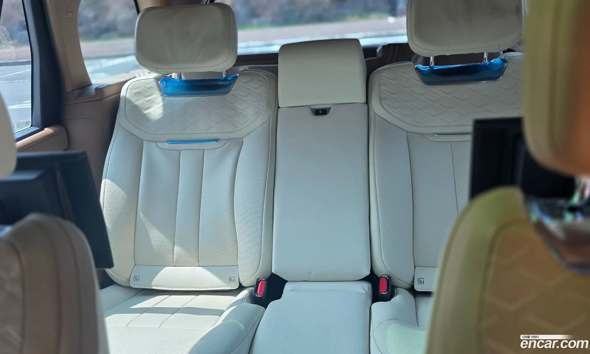 Land Rover Range Rover 2024 — 17