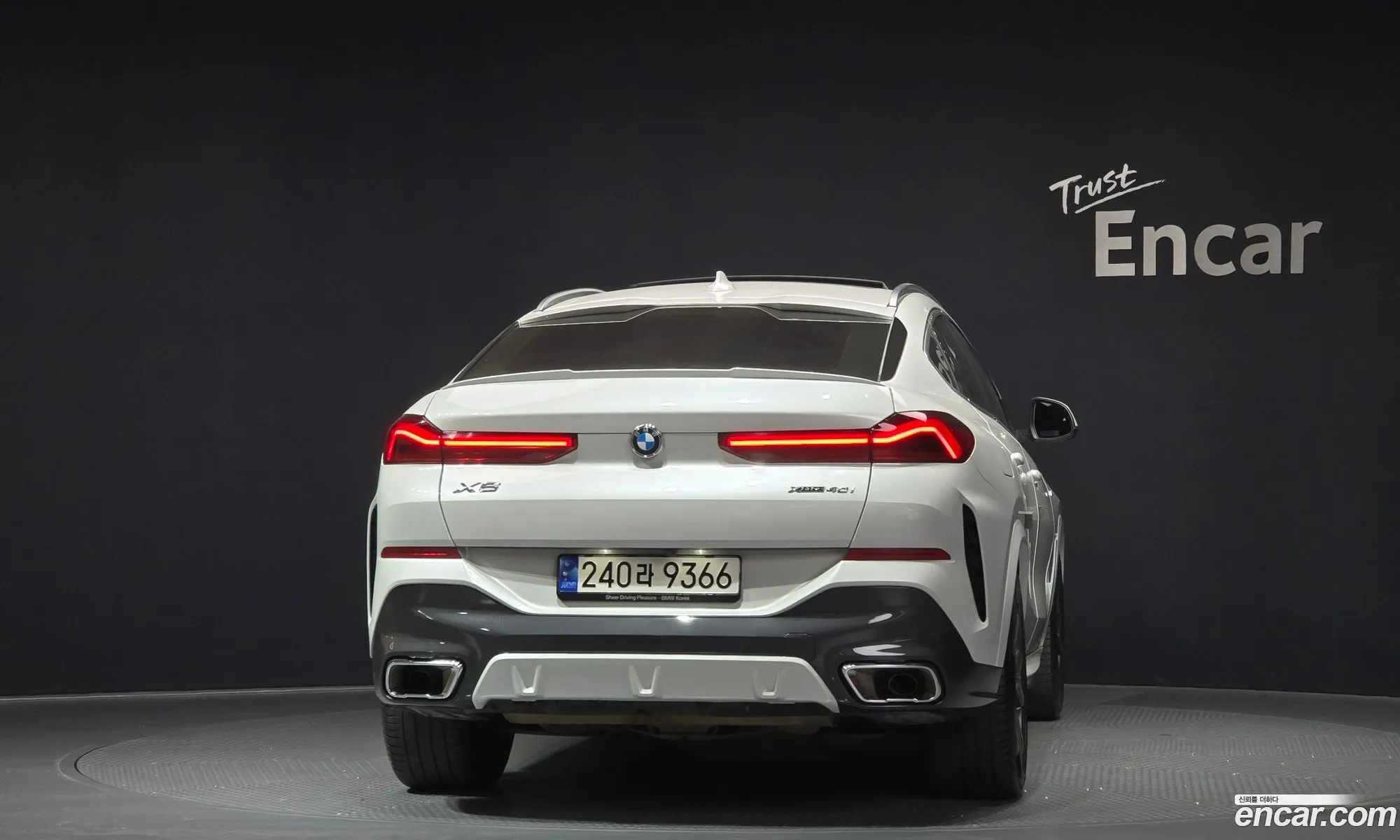 BMW X6 2022 — 18