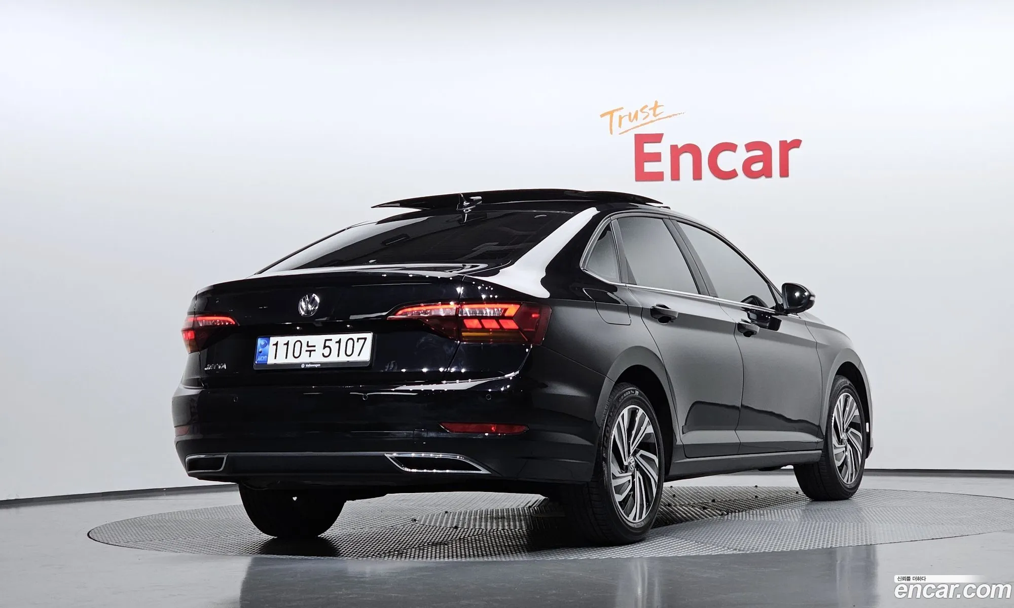 Volkswagen Jetta 7th Gen 2021 — 8