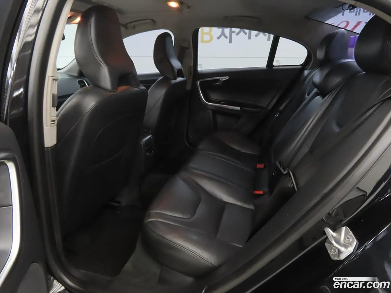 Volvo S60 2014 — 10