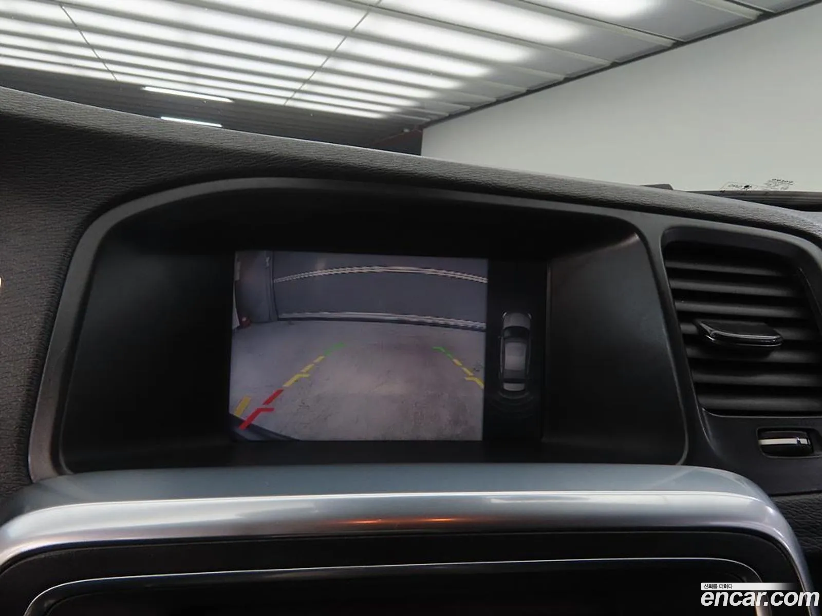 Volvo S60 2014 — 19