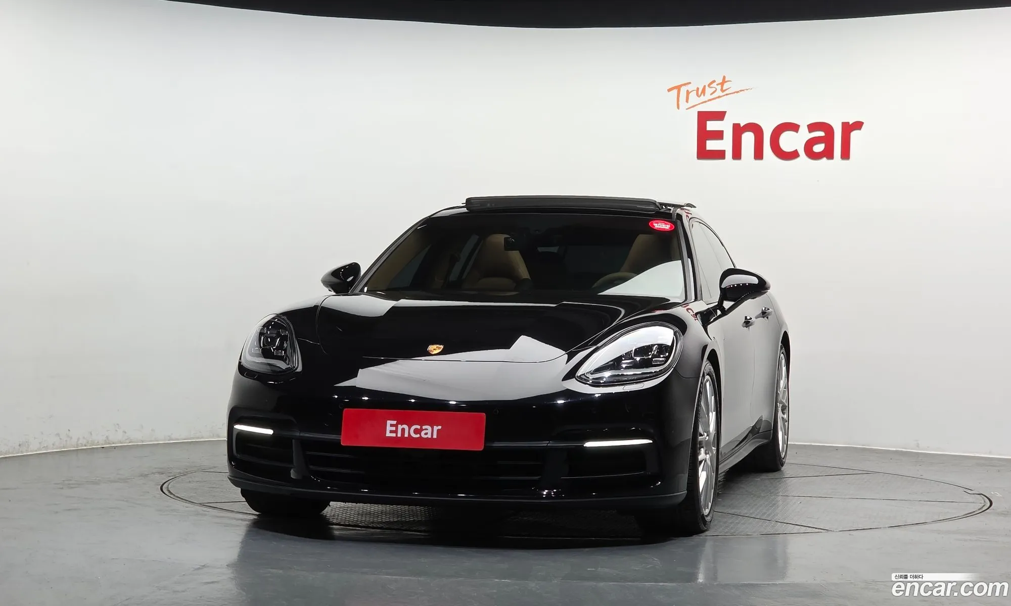Porsche Panamera 2018 — 8