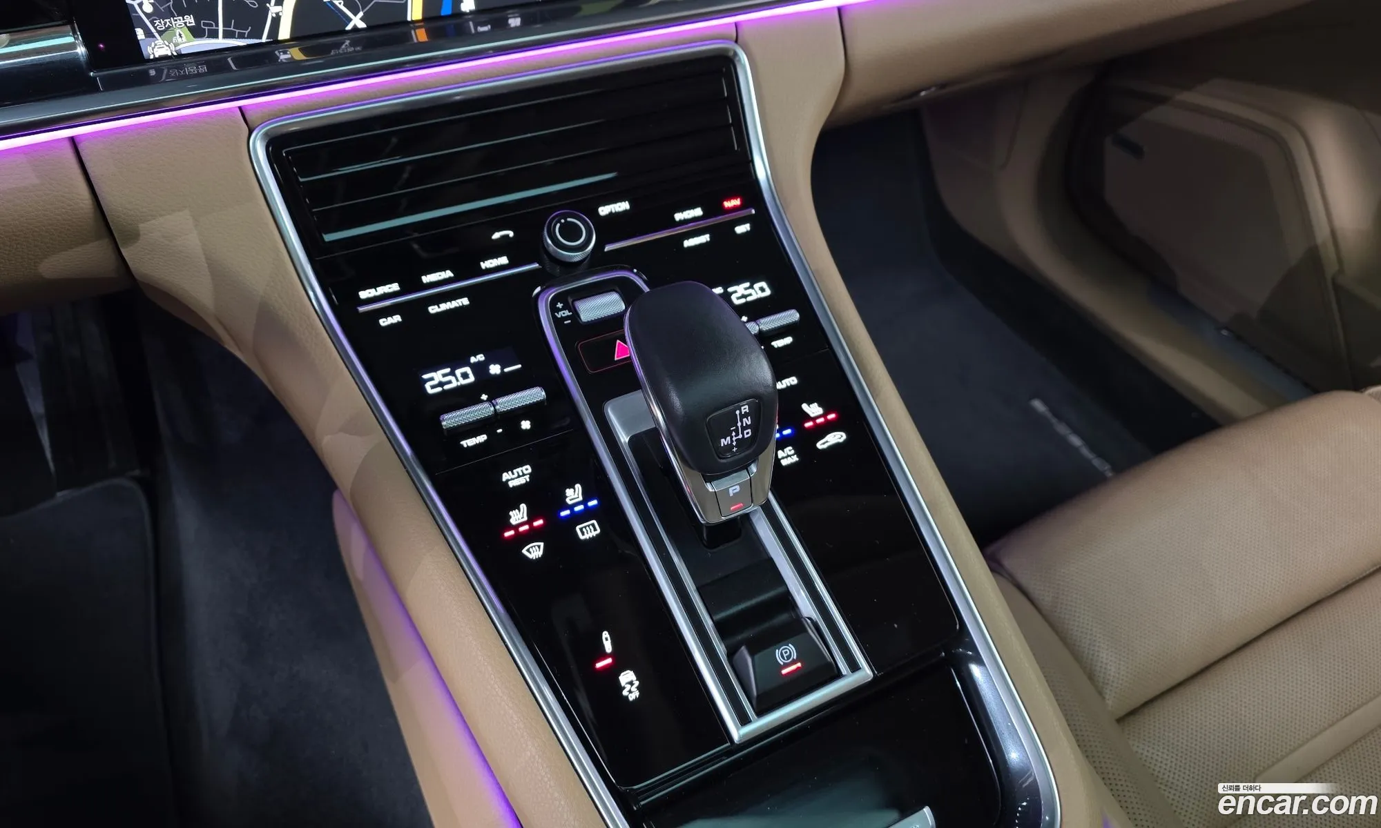Porsche Panamera 2018 — 10
