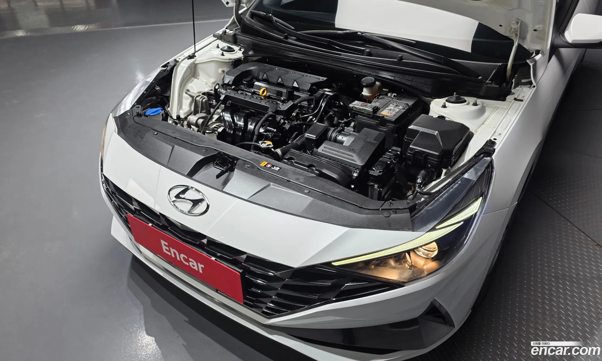 Hyundai Elantra 2021 — 4