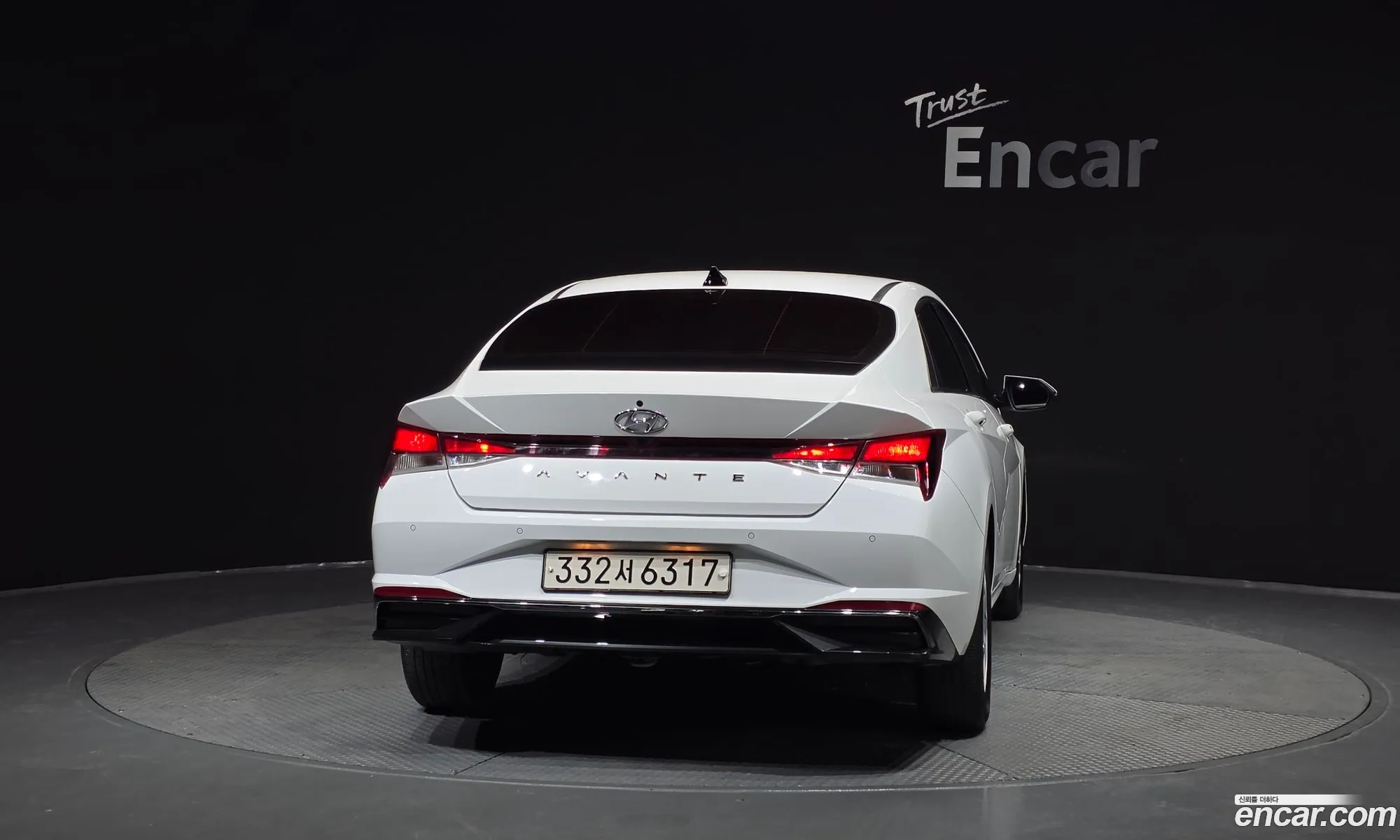 Hyundai Elantra 2021 — 12