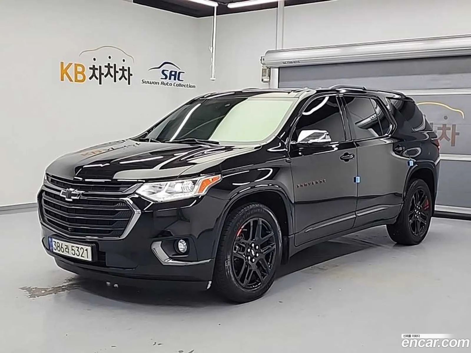 Chevrolet (GM Daewoo) Traverse 2021 — 3