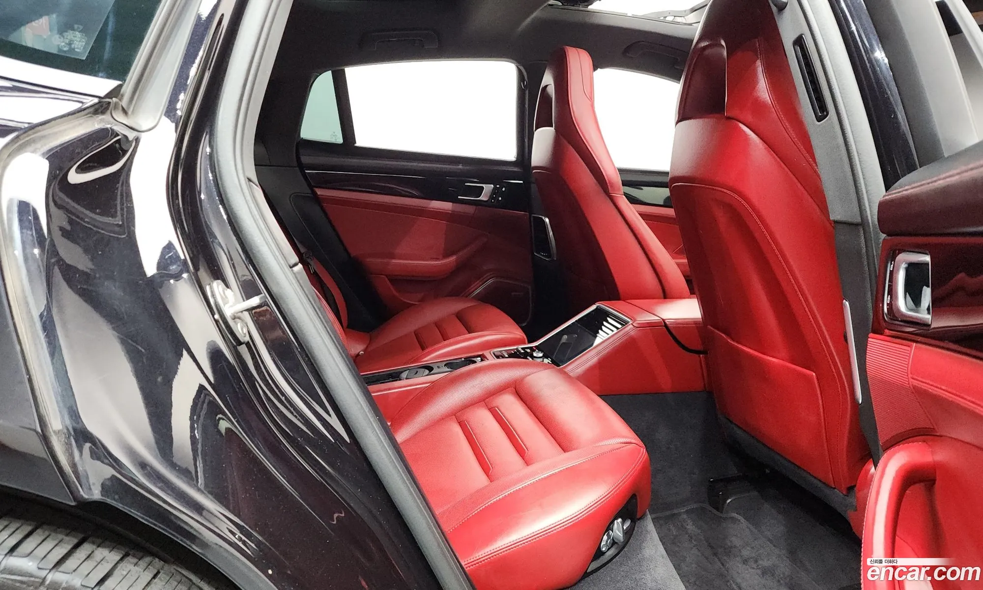 Porsche Panamera 2019 11111111111111111 — 19