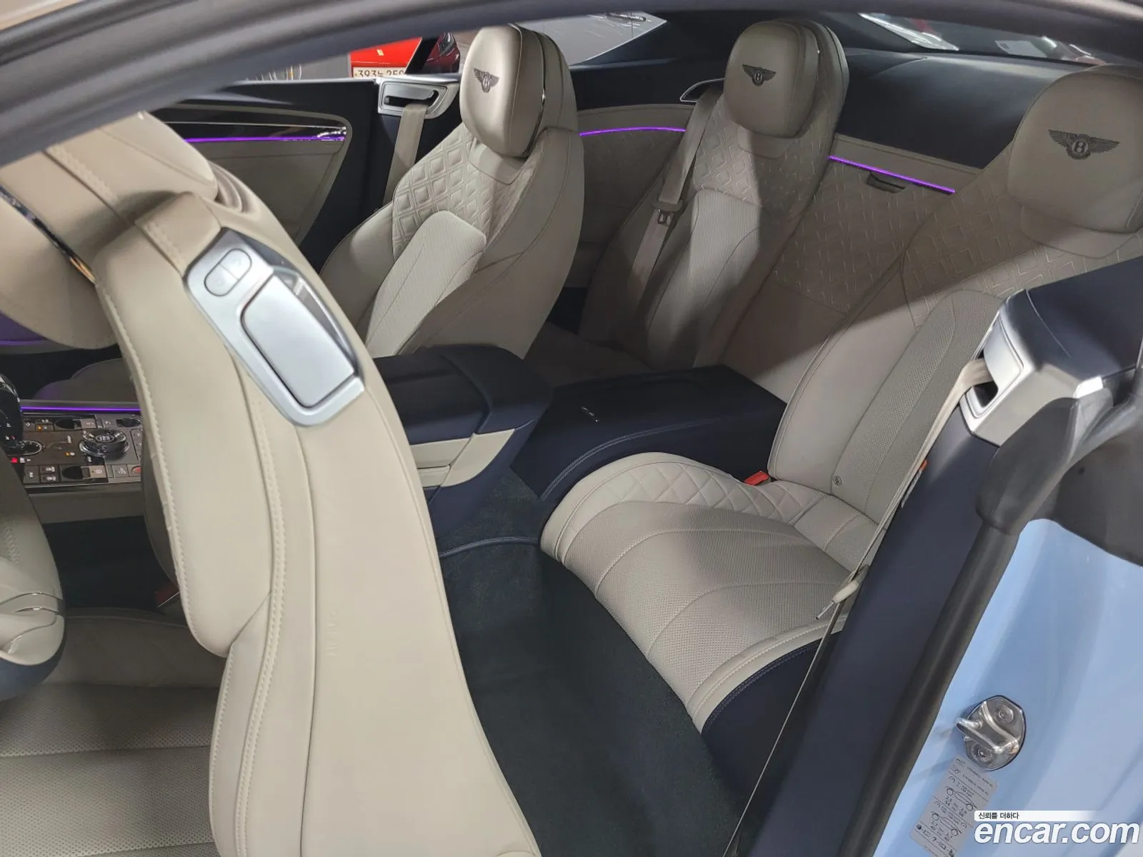 Bentley Continental GT 2021 — 19