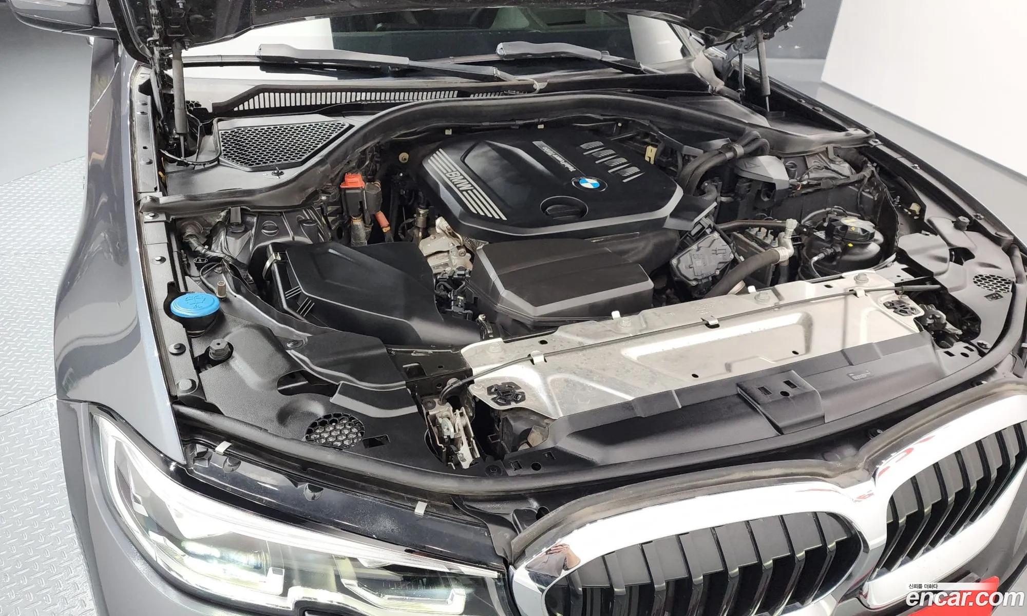 BMW 3 Series 2020 — 12