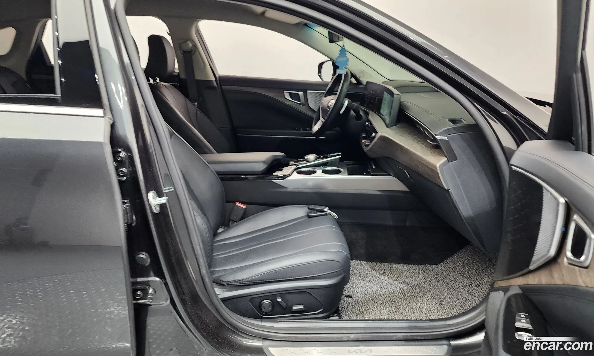 Kia K8 2022 — 13