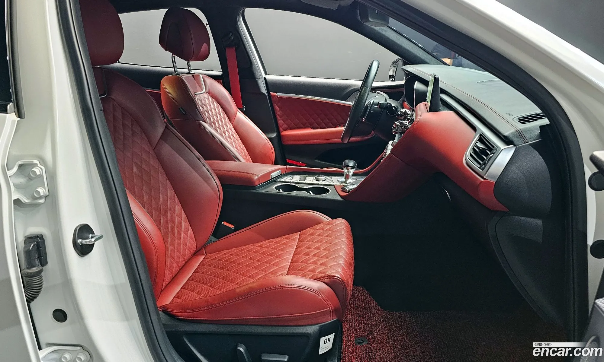 Genesis G70 2021 — 13