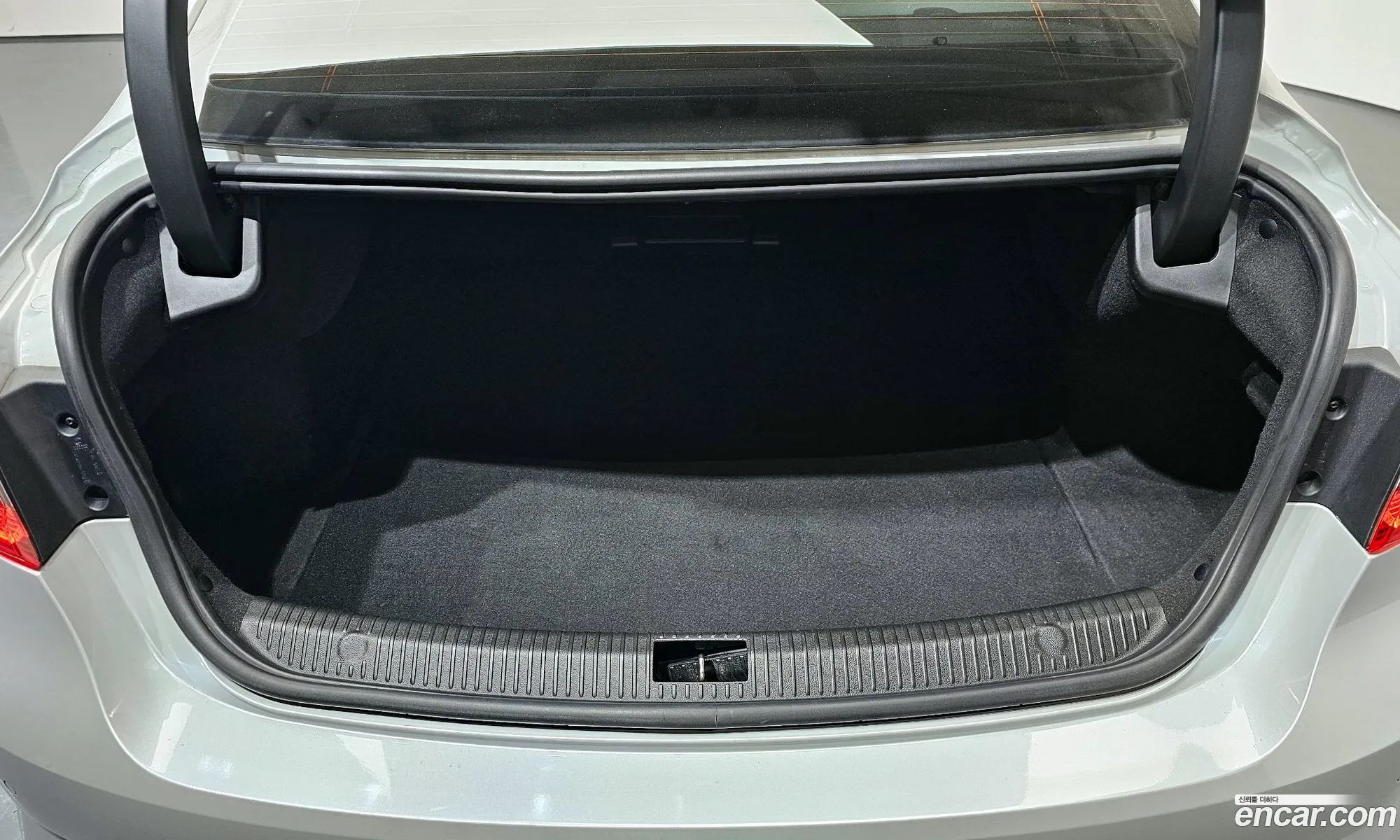 Renault Korea (Samsung) SM6 2016 — 18
