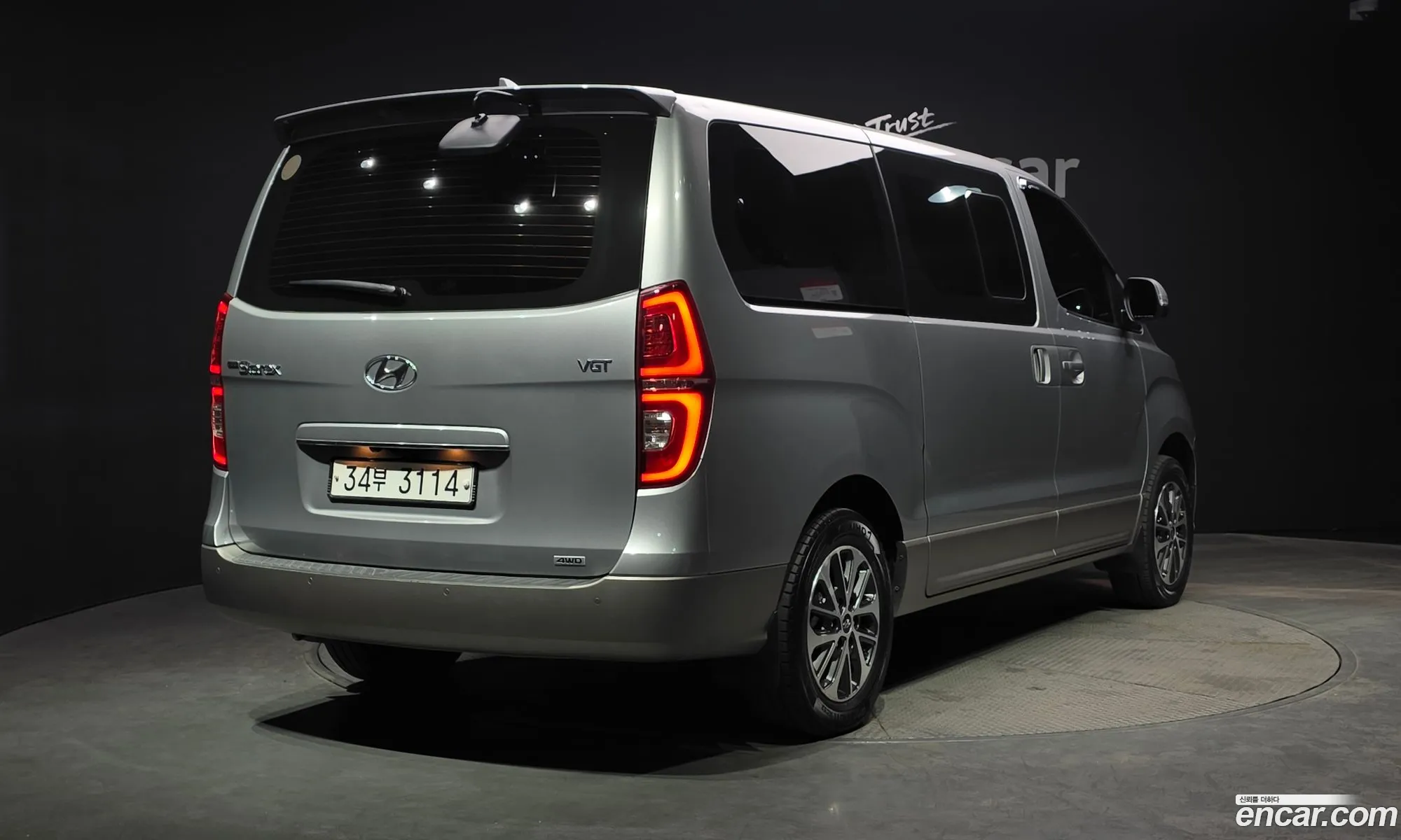 Hyundai Grand Starex 2018 — 20