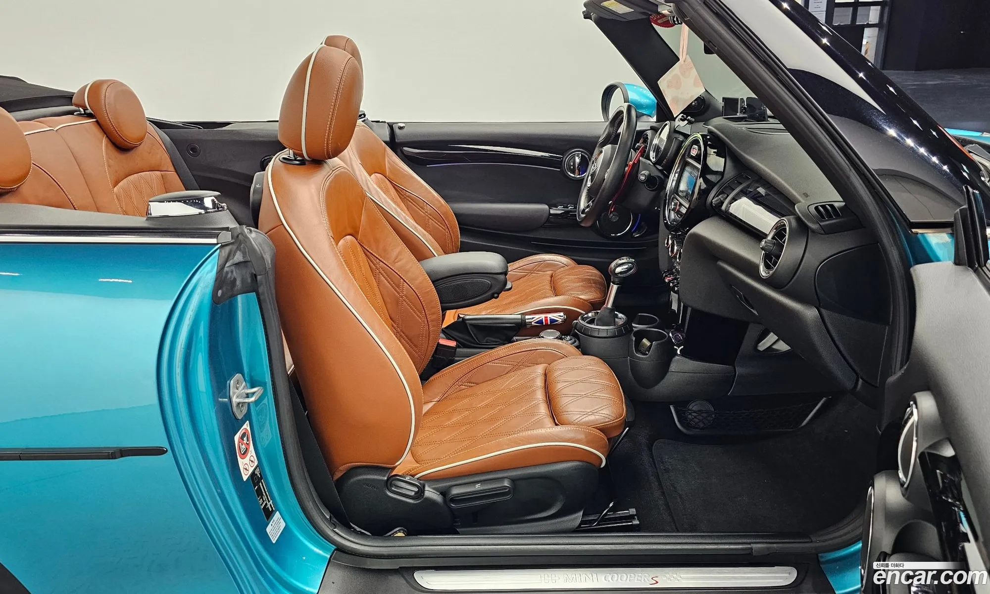 Mini Cooper S Convertible 2017 WMWWG9107H3A89293 — 15