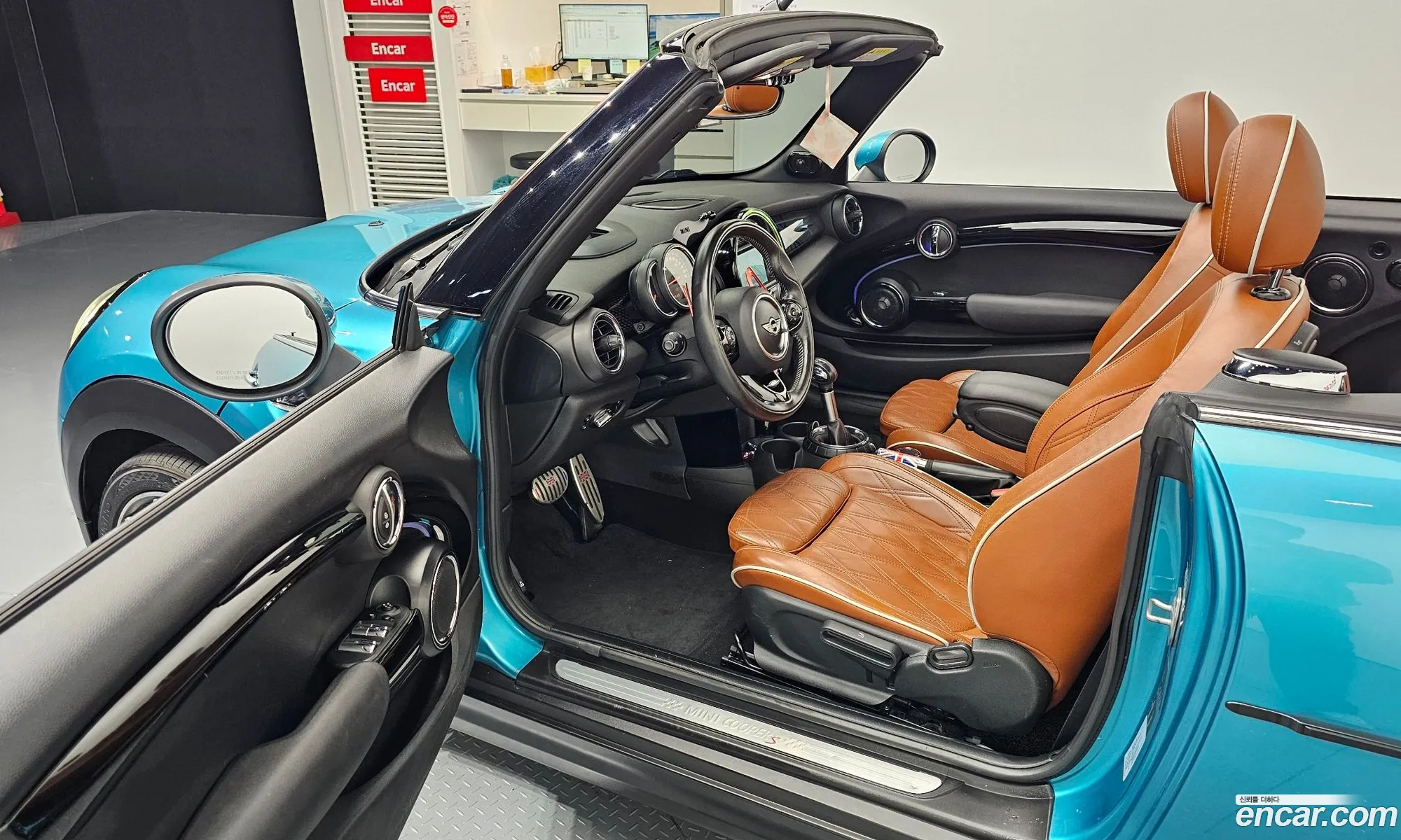 Mini Cooper S Convertible 2017 WMWWG9107H3A89293 — 13