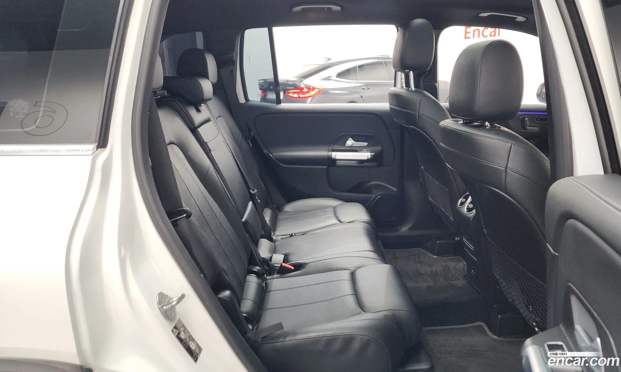 Mercedes-Benz GLB-Class X247 2021 — 11