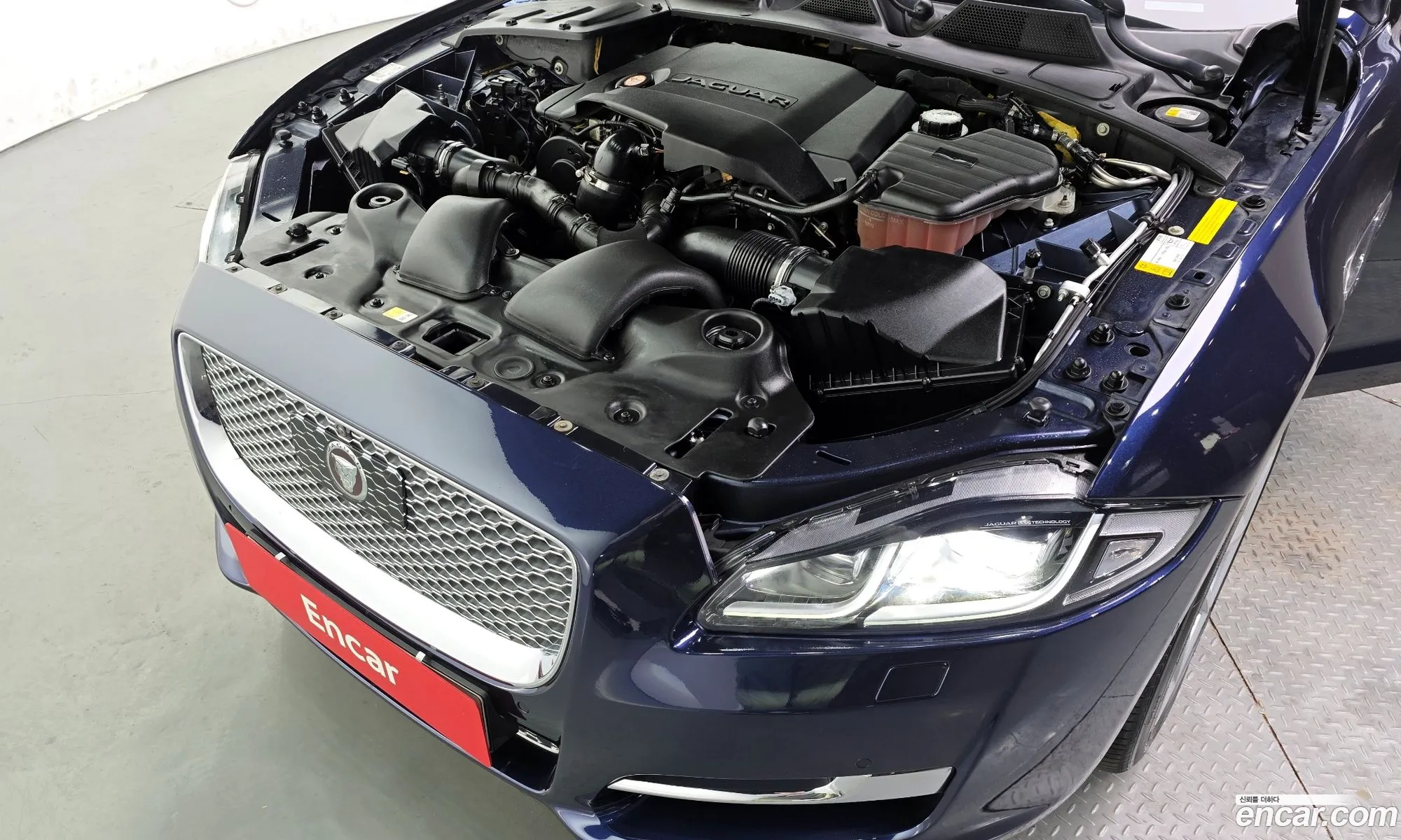 Jaguar XJ 2016 — 3