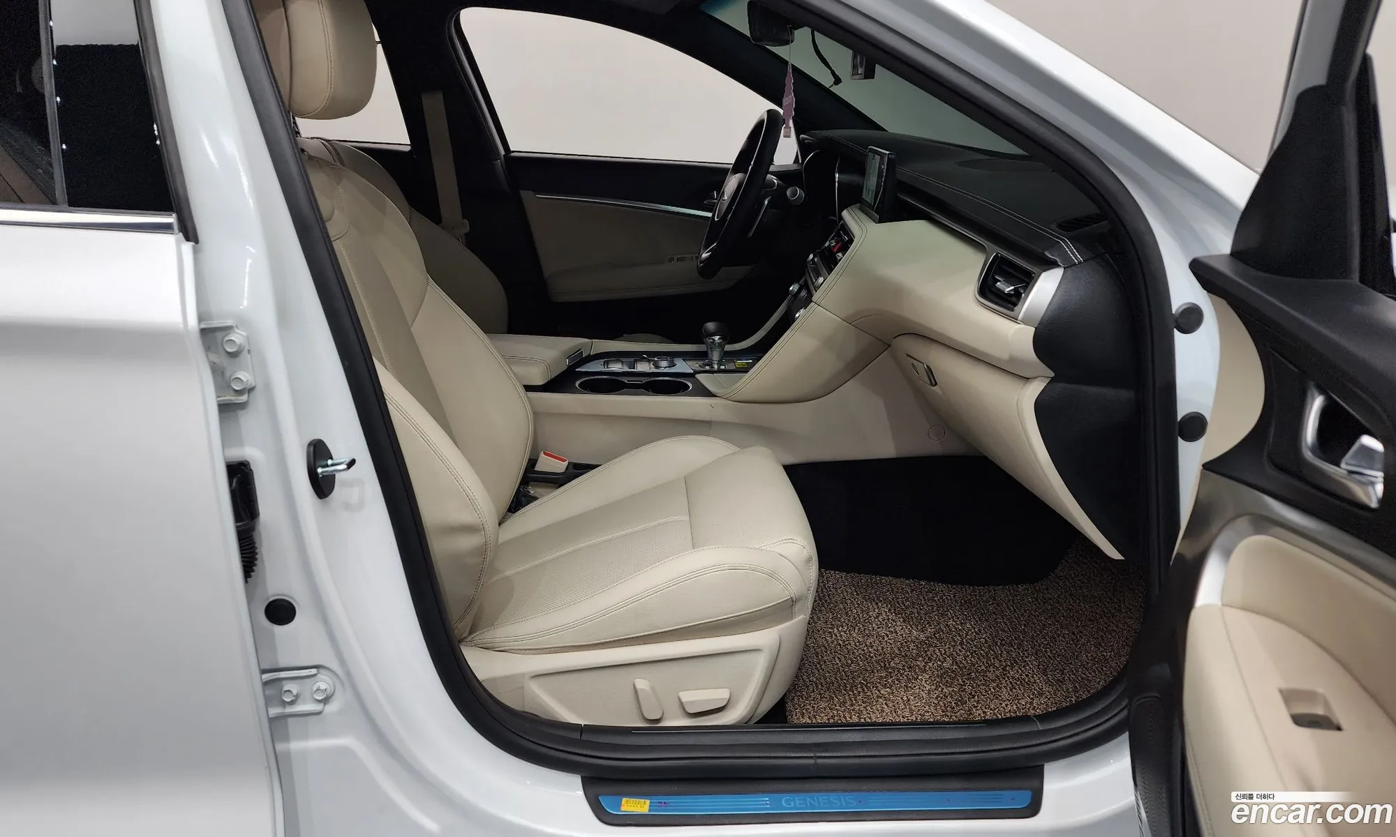 Genesis G70 2024 — 13