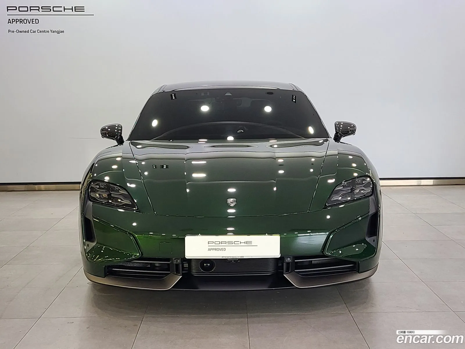 Porsche Taycan 2024 — 2