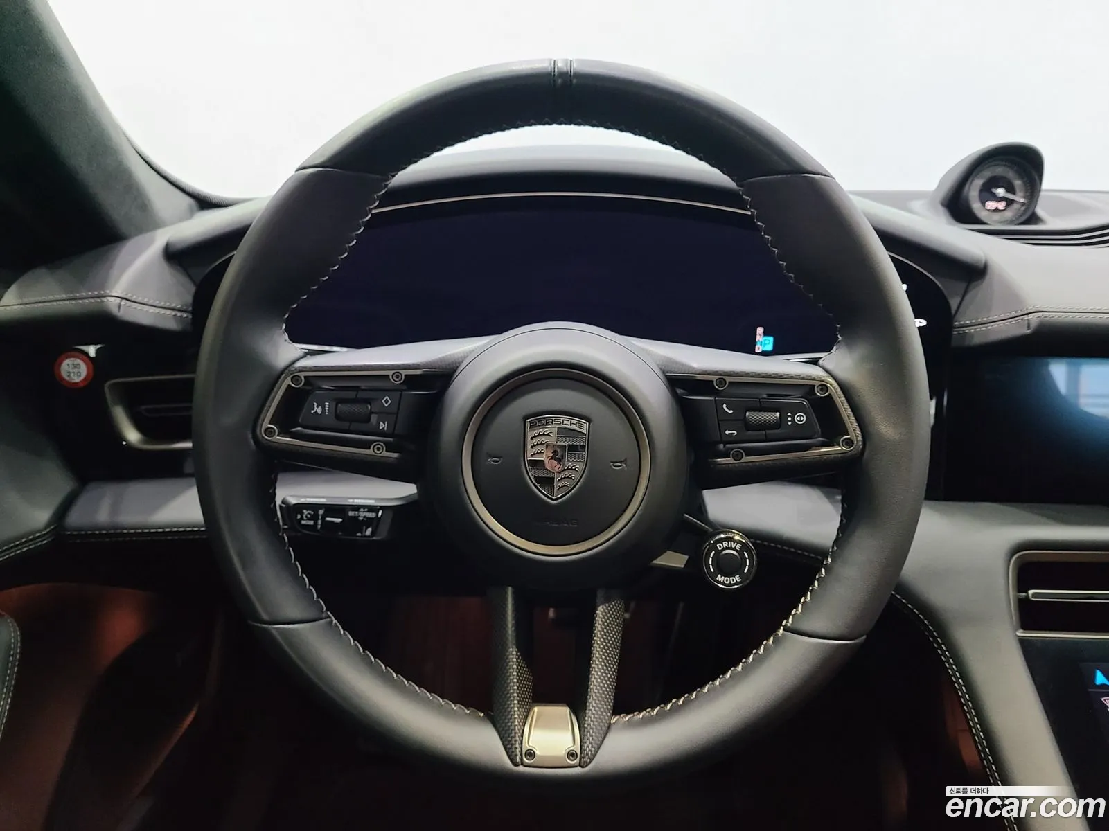 Porsche Taycan 2024 — 7
