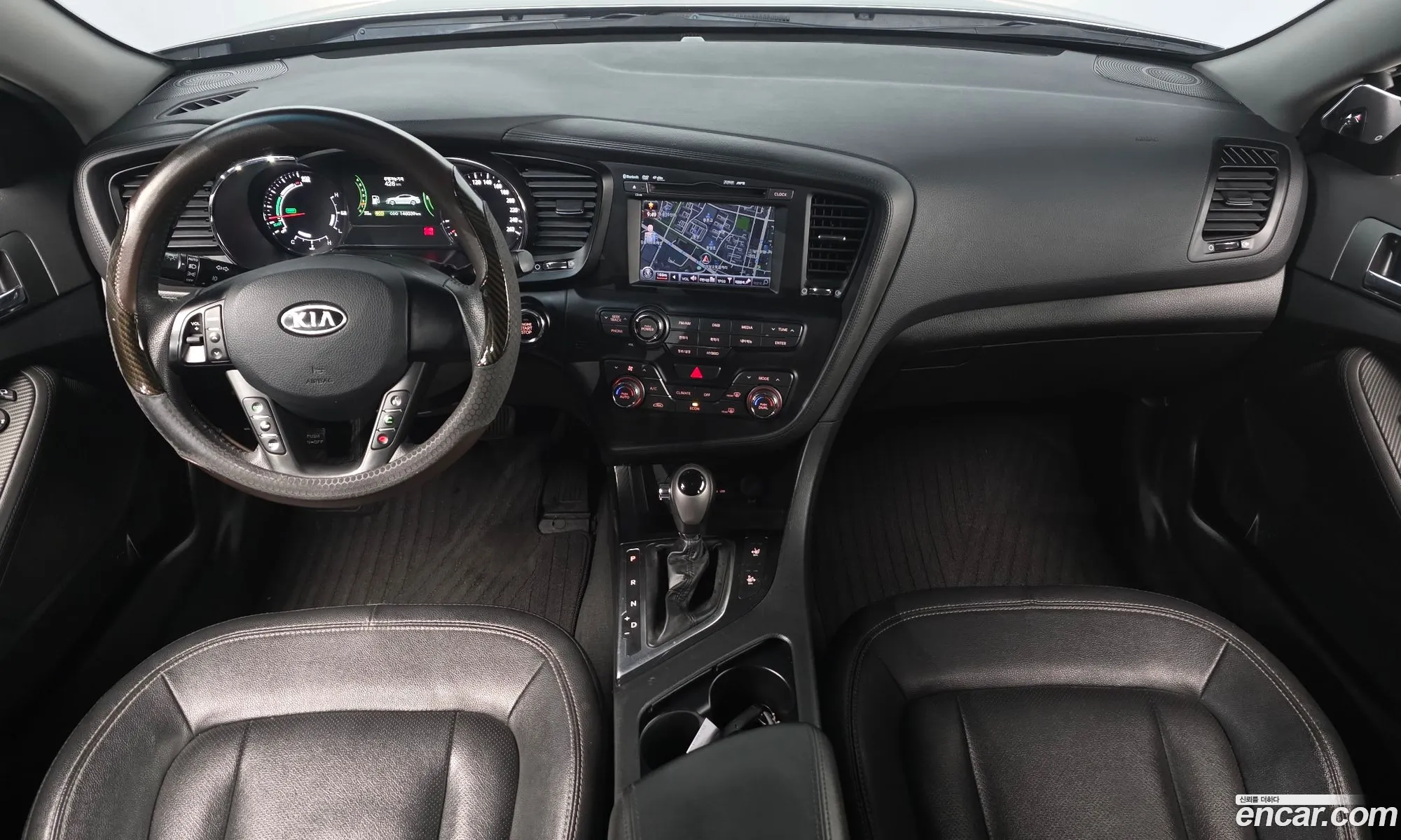 Kia K5 Hybrid 2011 — 7