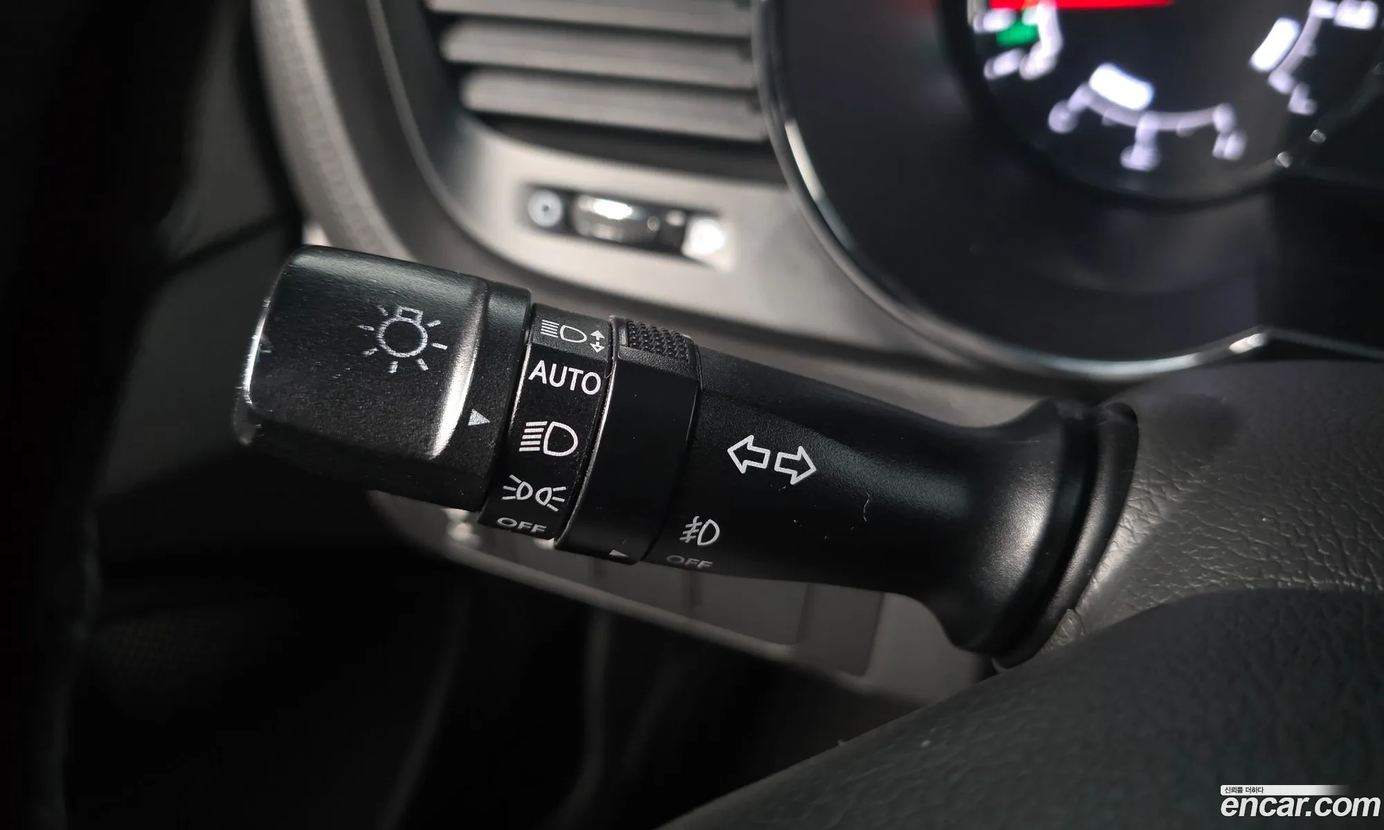 Kia K5 Hybrid 2011 — 2