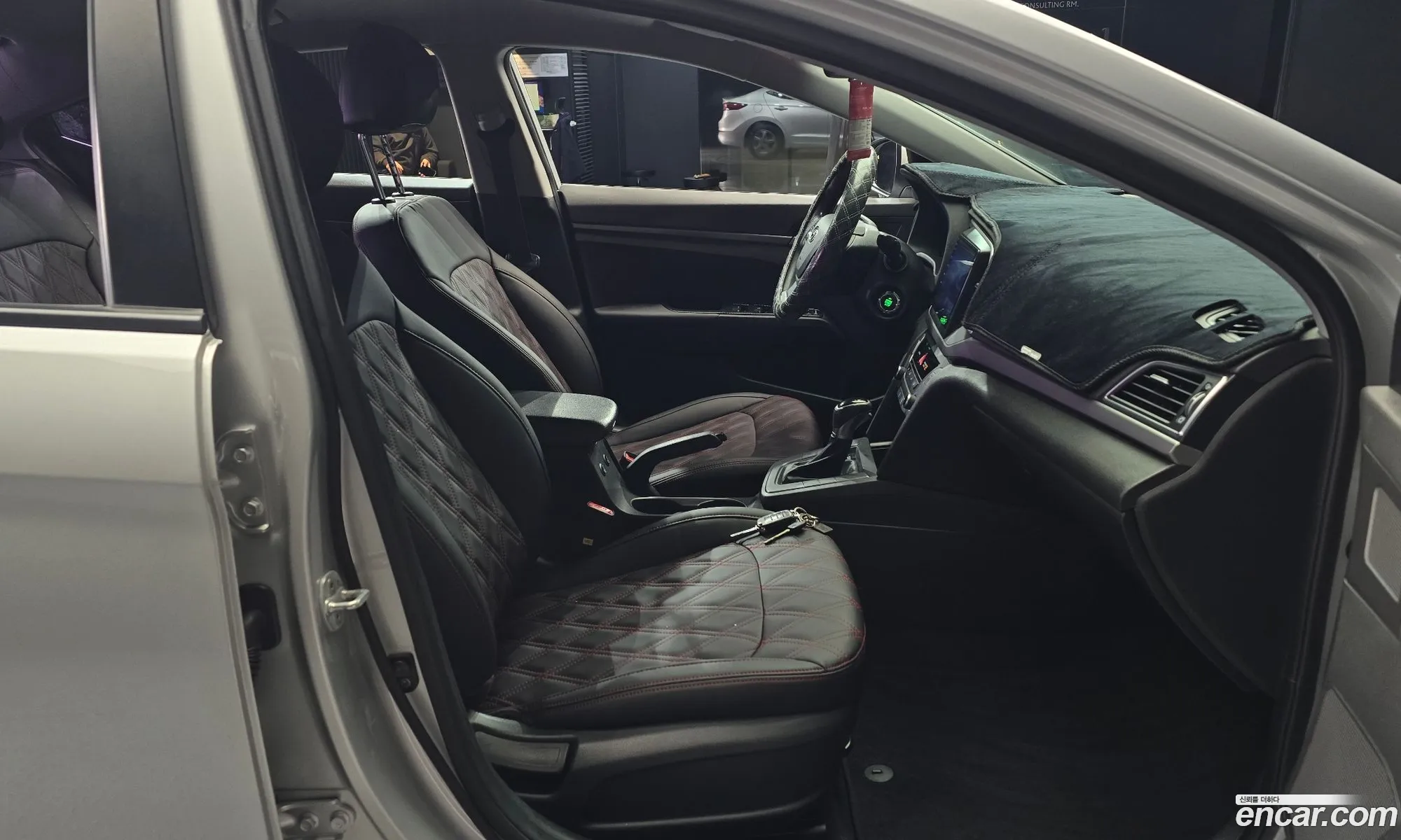 Hyundai Elantra AD 2017 — 5