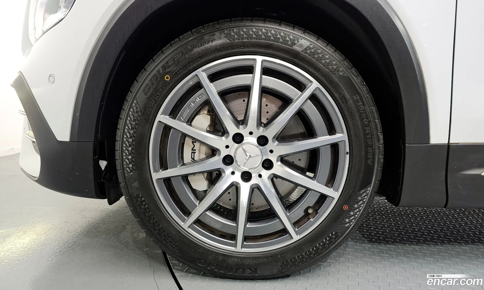 Mercedes-Benz GLB-Class X247 2023 — 12
