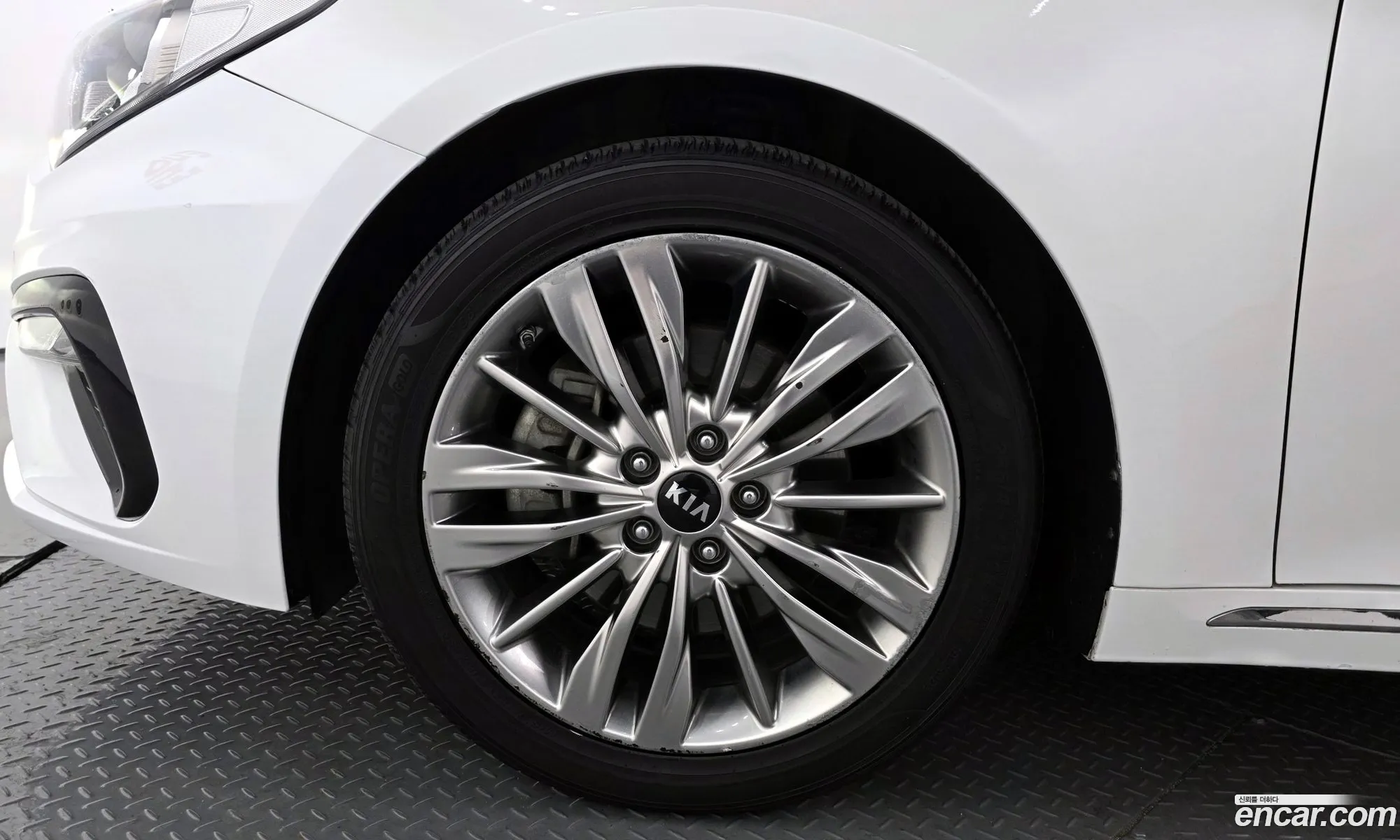 Kia K5 2018 — 10