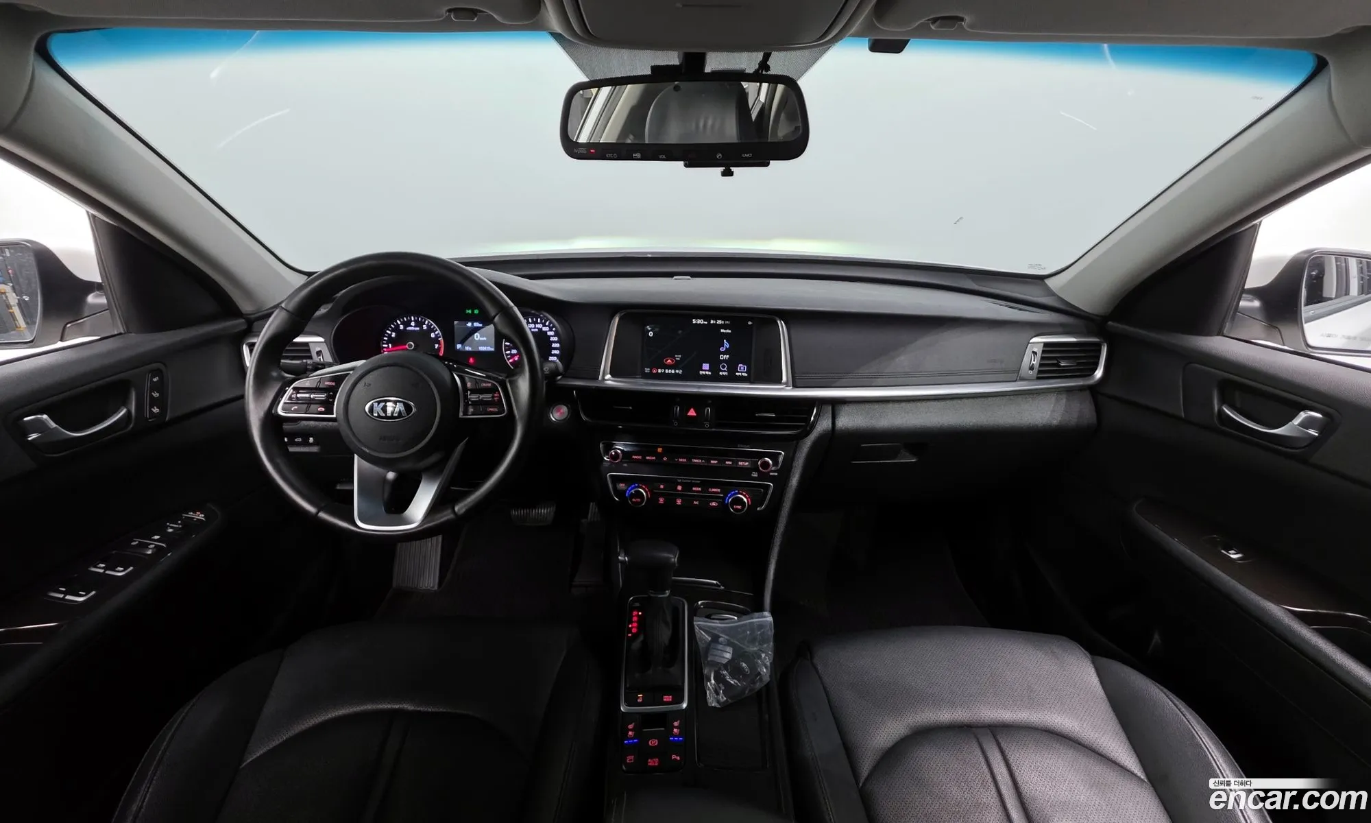 Kia K5 2018 — 8