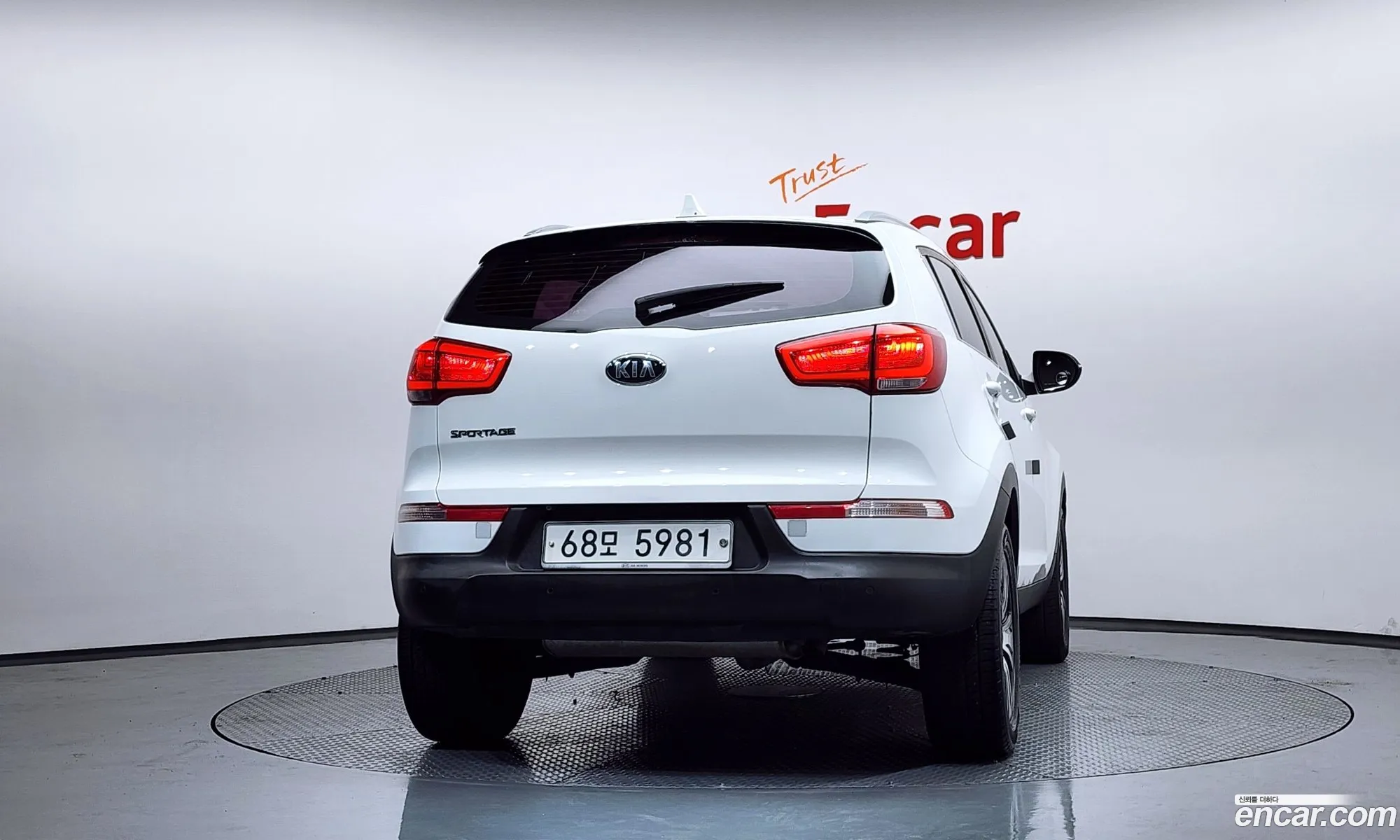 Kia Sportage R 2014 — 10