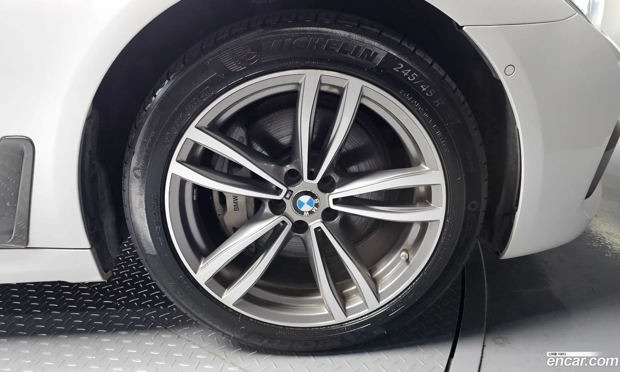 BMW 7 Series 2018 — 10