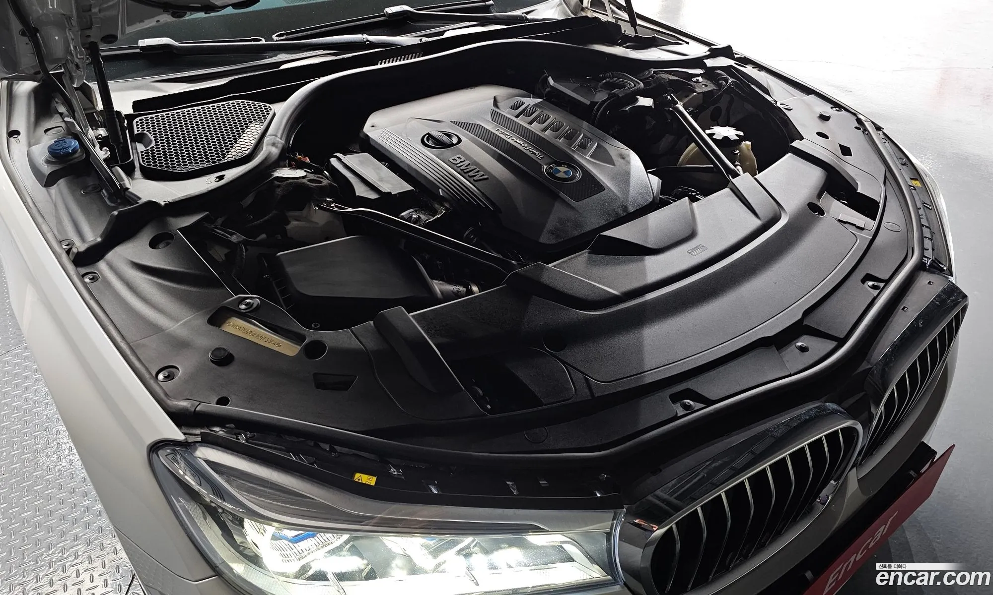 BMW 7 Series 2018 — 7