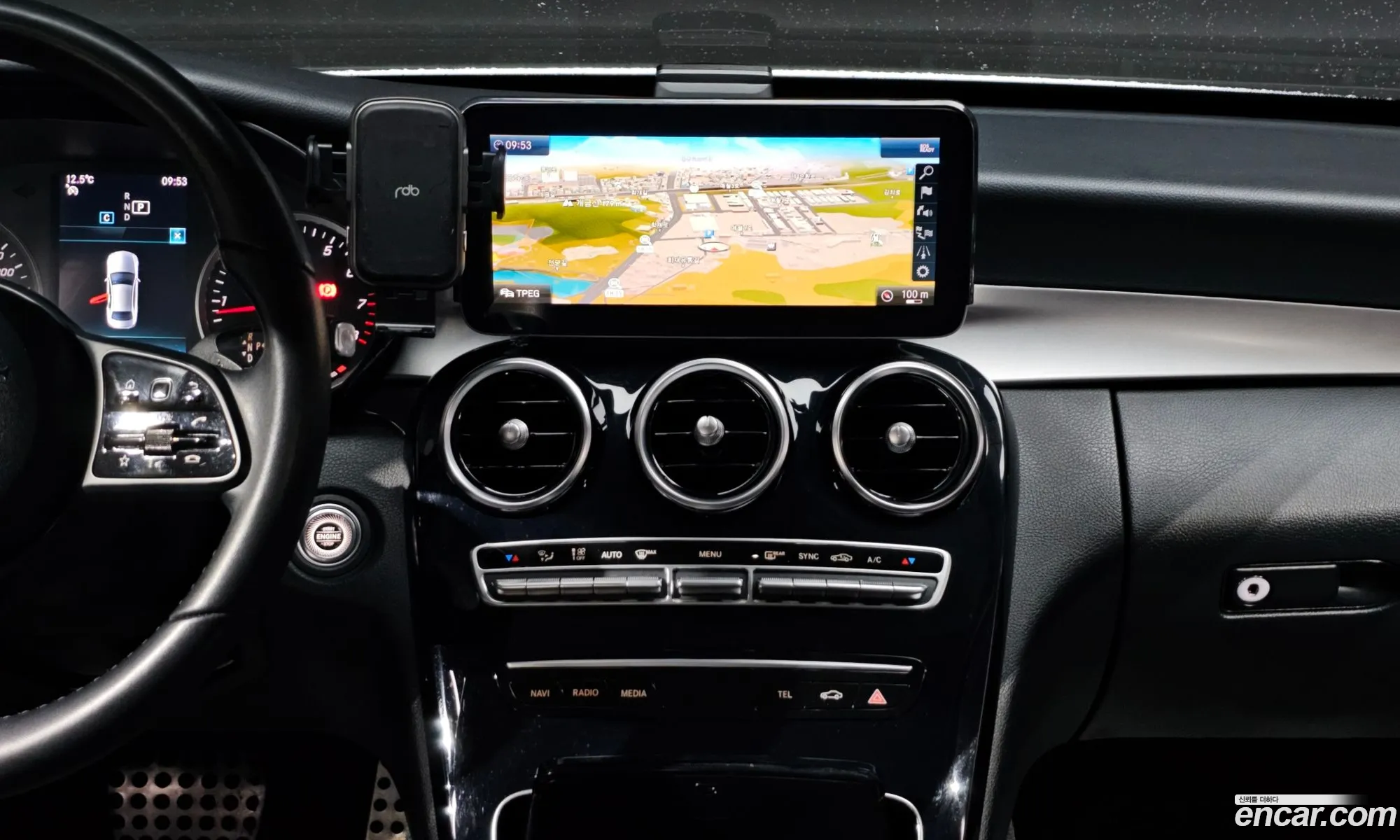 Mercedes-Benz C-Class W205 2019 — 14