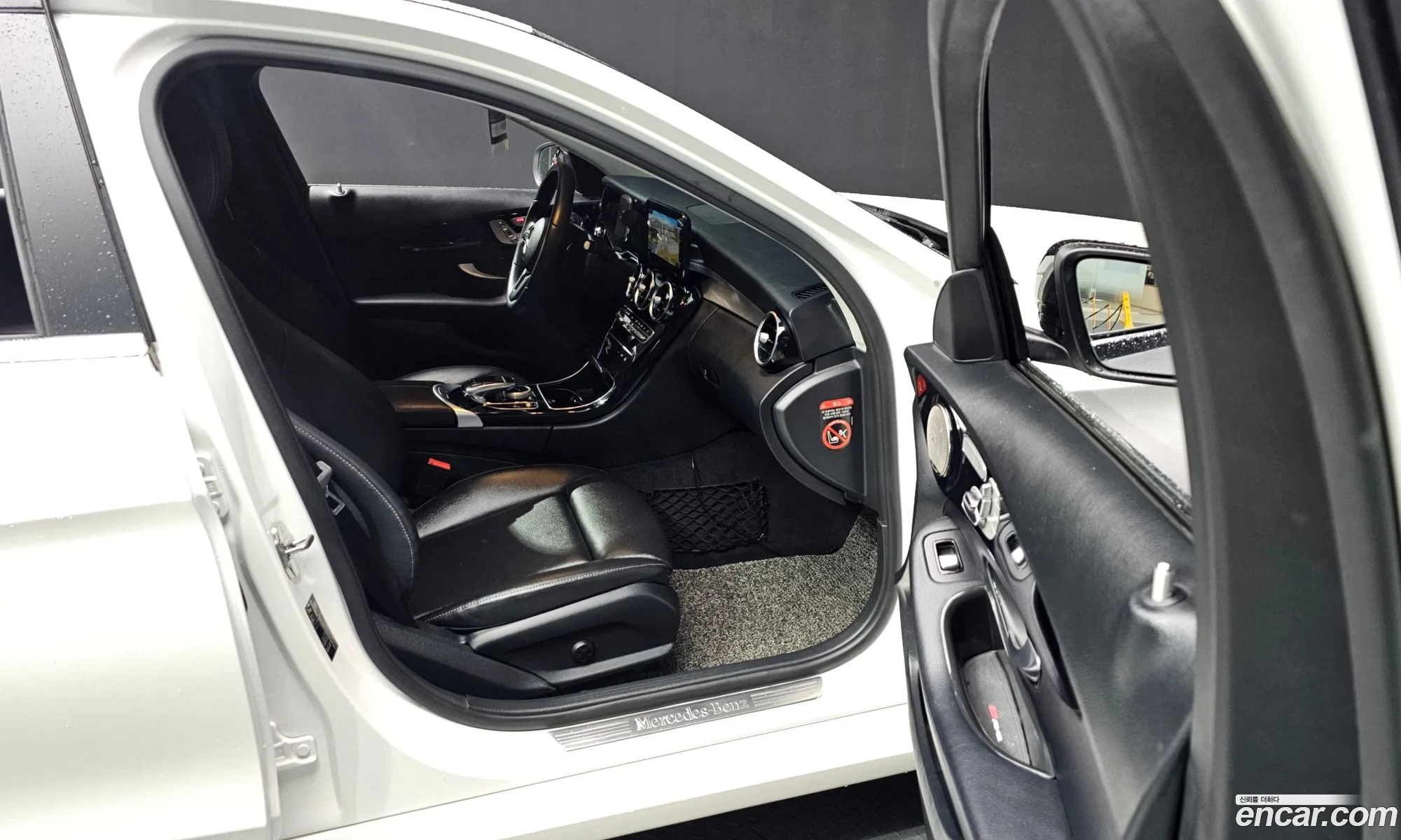 Mercedes-Benz C-Class W205 2019 — 15