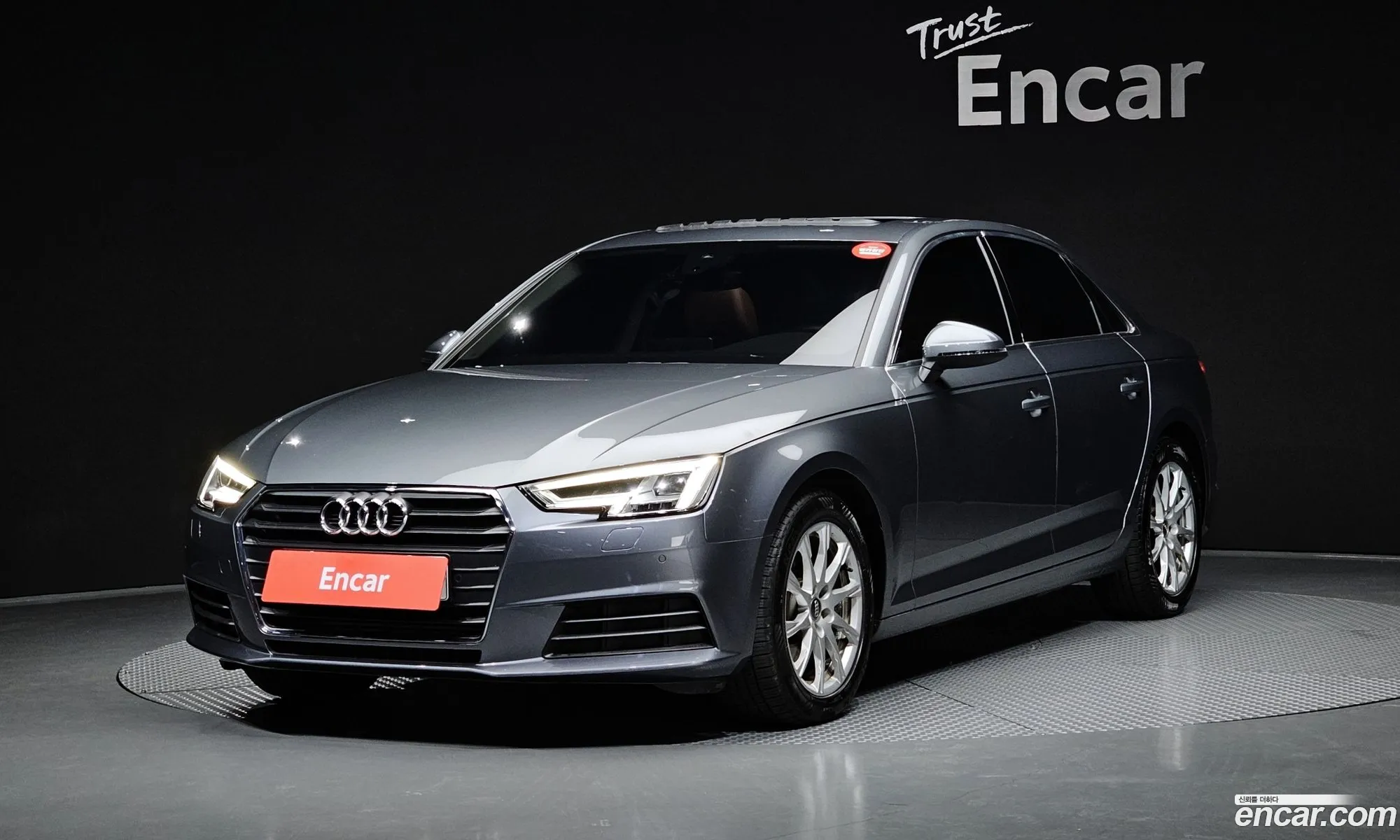 Audi A4 2019 WAUZZZF43KA124785 — 5