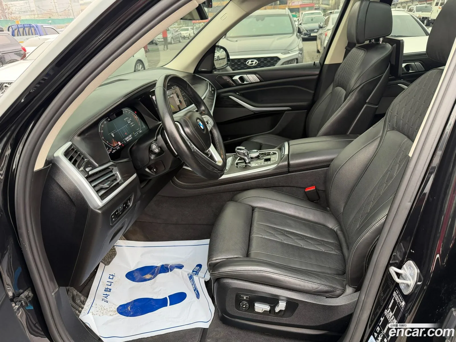 BMW X7 2021 — 13