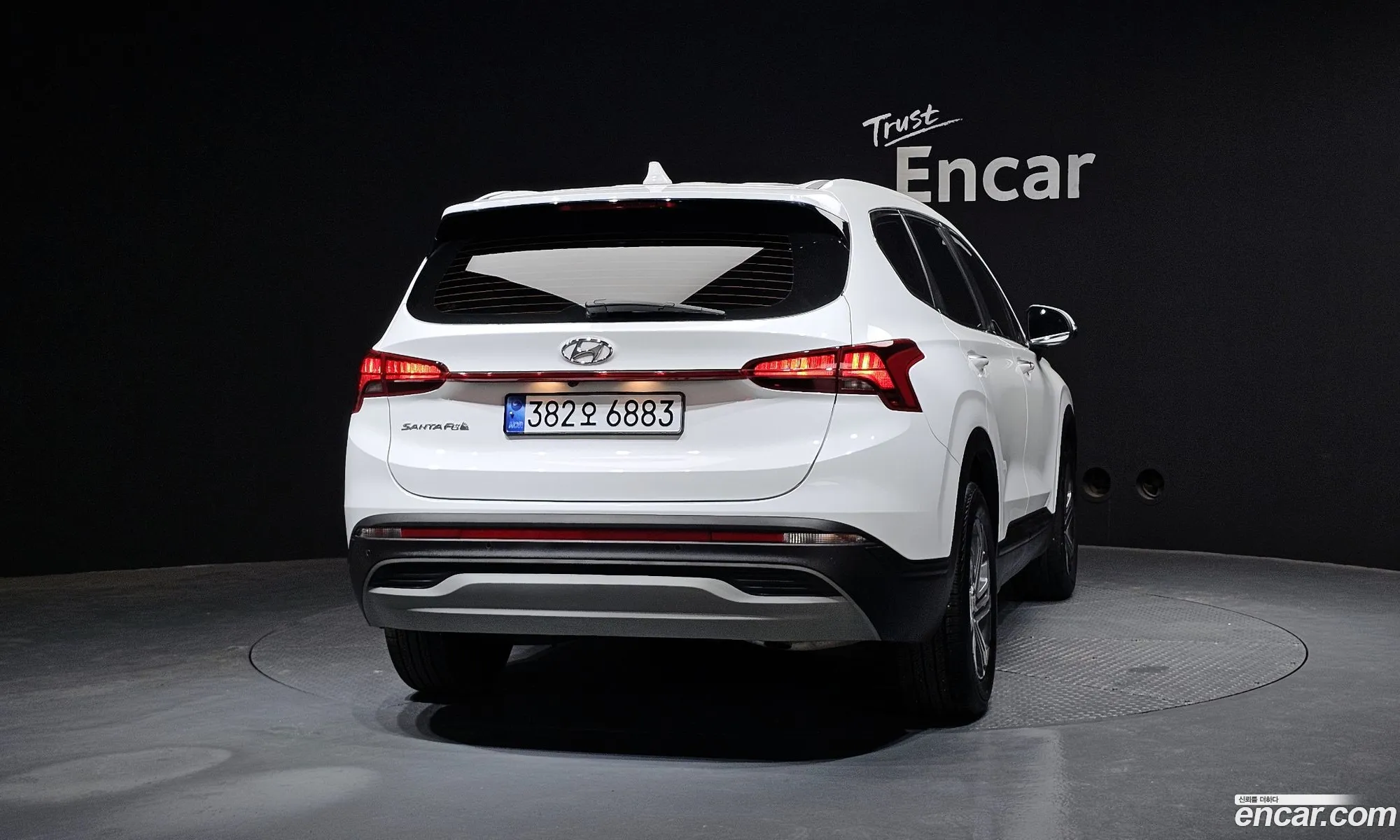 Hyundai Santa Fe 2022 — 16