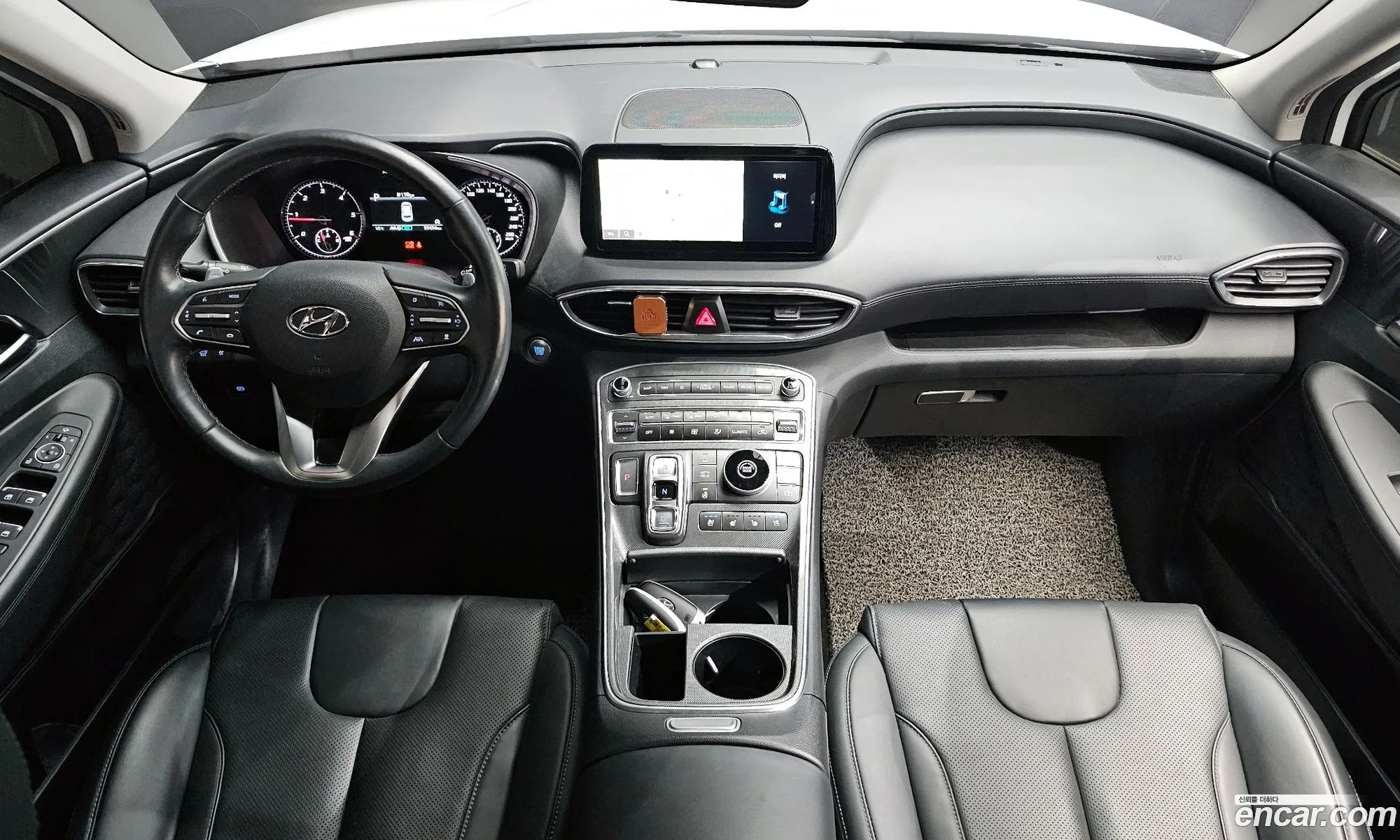 Hyundai Santa Fe 2022 — 2