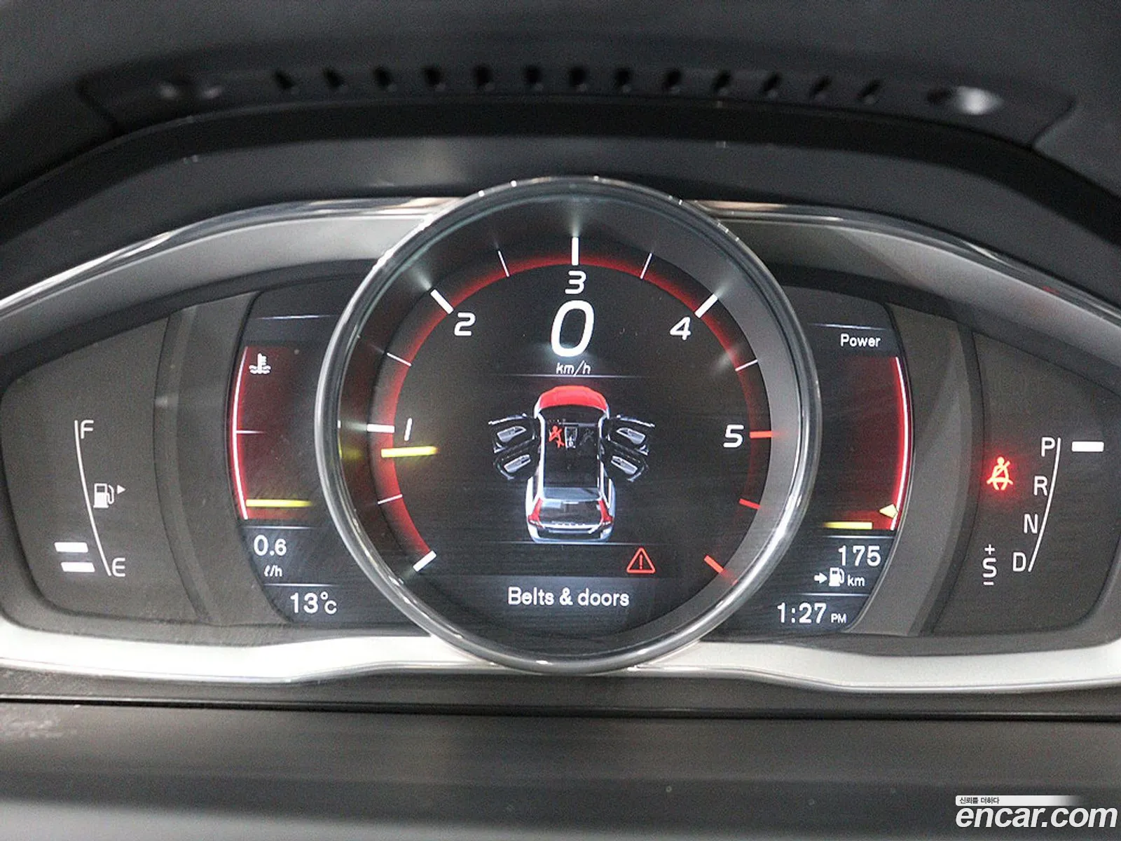 Volvo XC70 2016 — 14