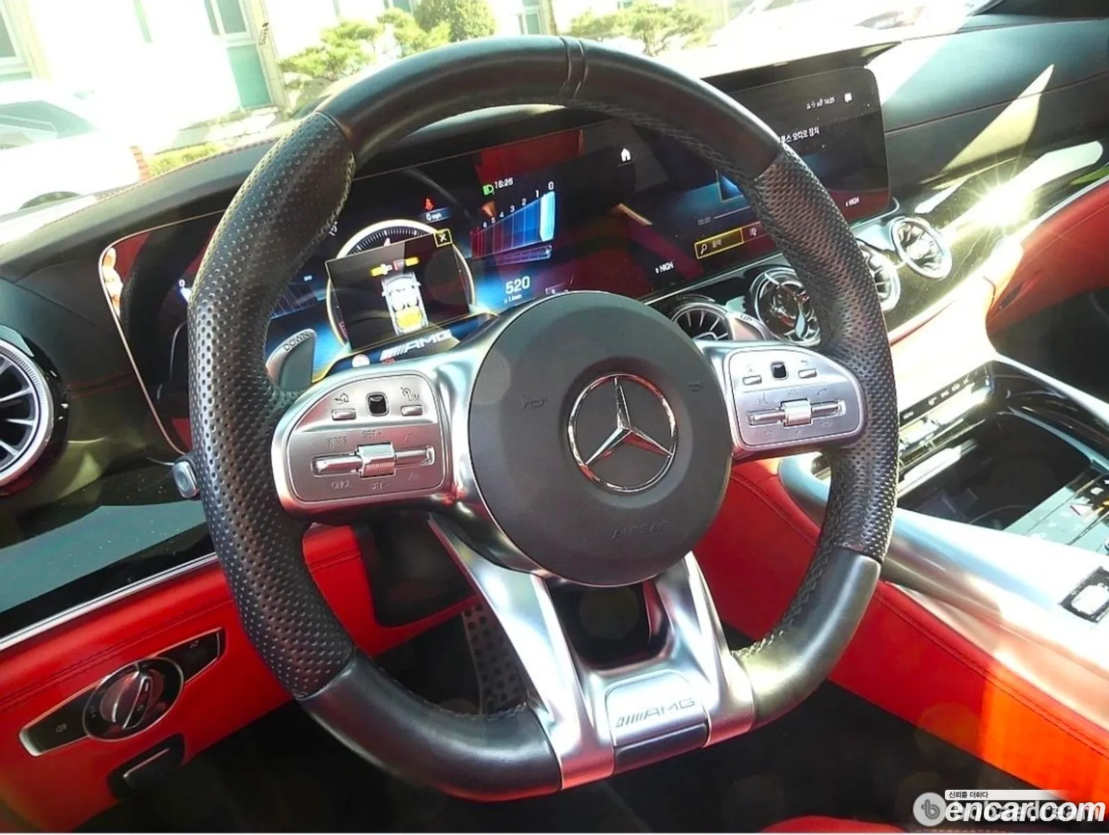 Mercedes-Benz AMG GT 2021 — 10